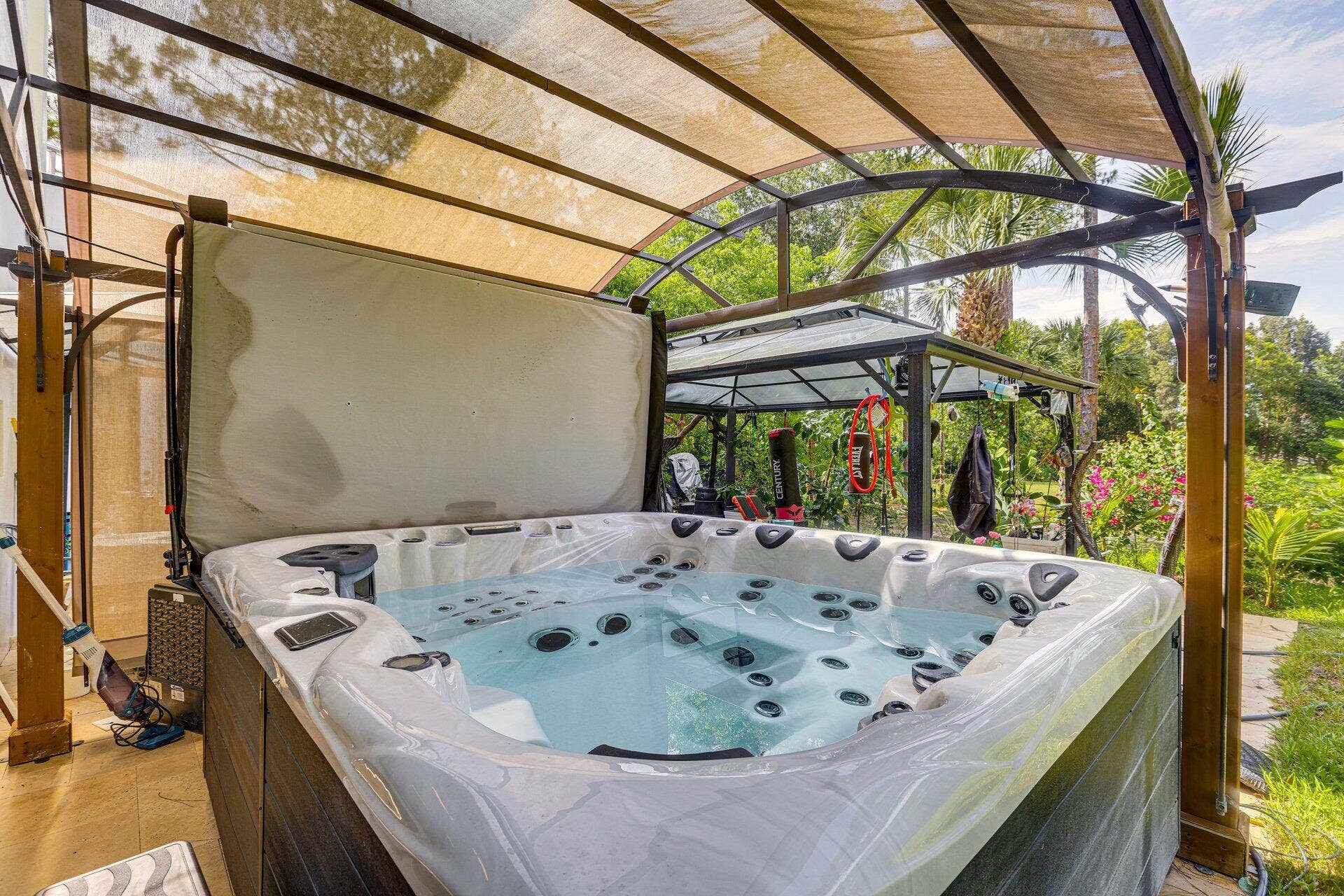 930 Rambling Drive Circle, #LITTLE RANCHES, Wellington, FL 33414 Michael Phelps Legend series luxury spa.