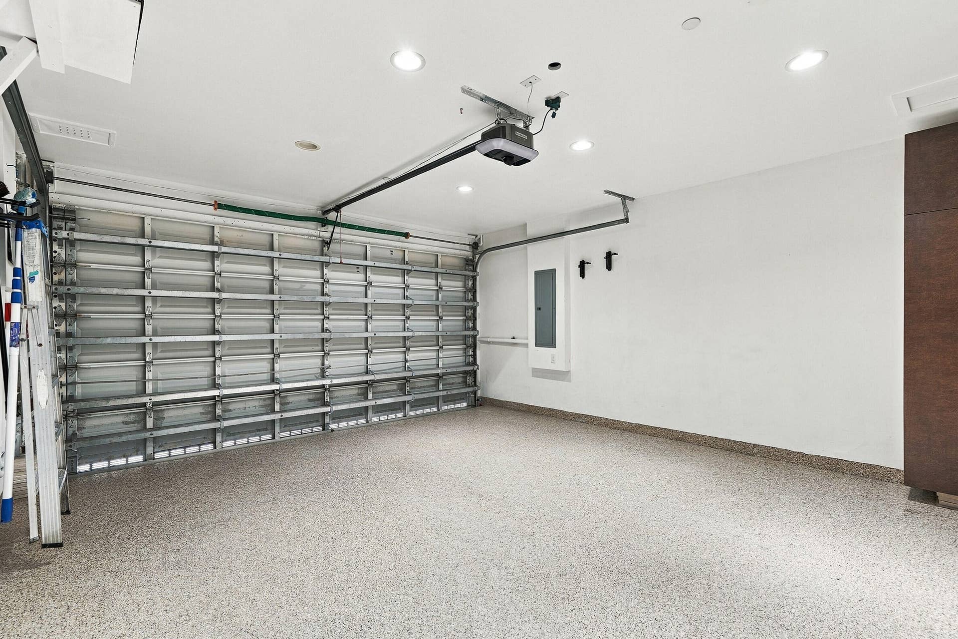1703 NE 5TH Court, #1703, Fort Lauderdale, FL 33301 Garage