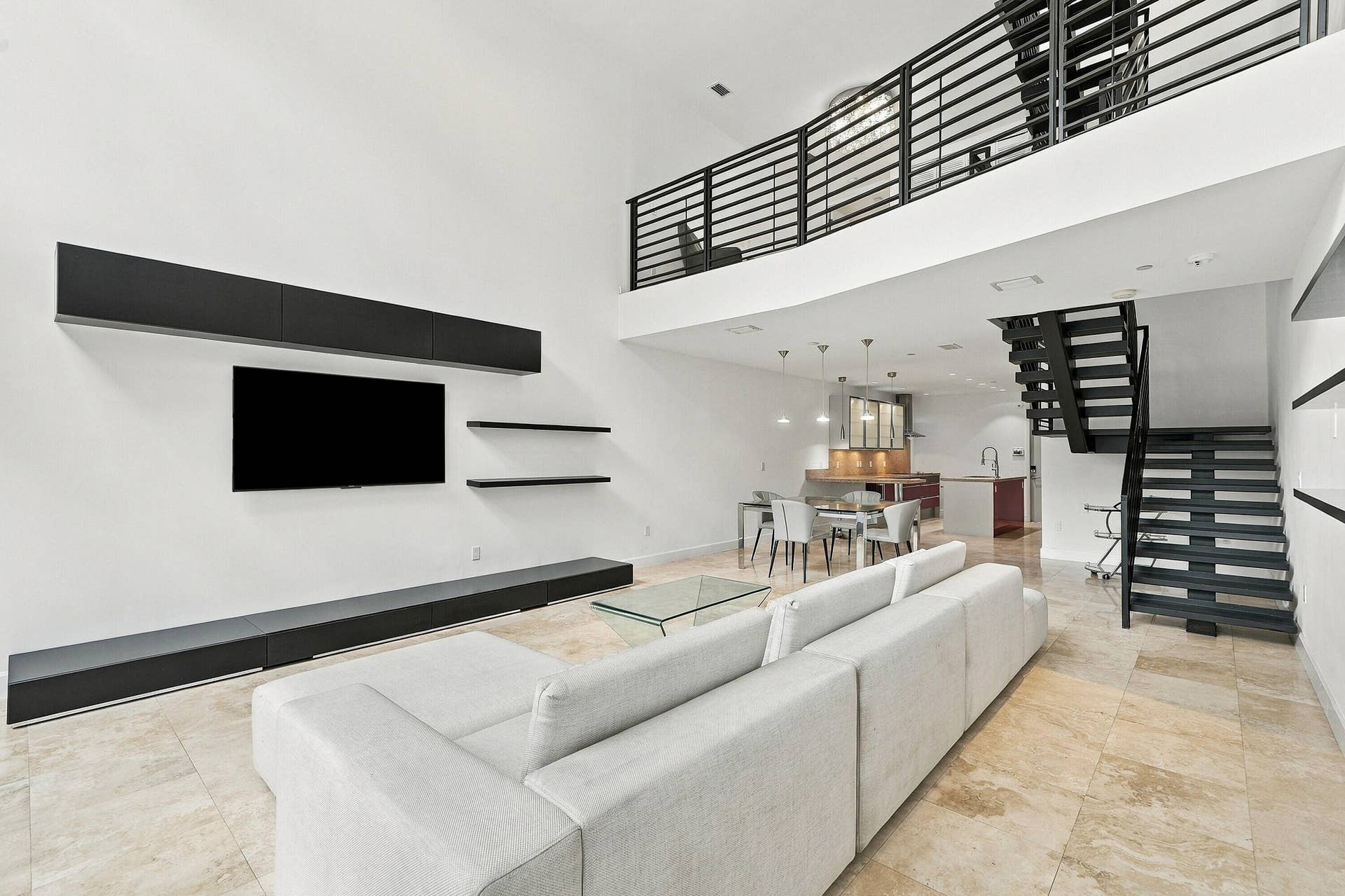 1703 NE 5TH Court, #1703, Fort Lauderdale, FL 33301 Foyer
