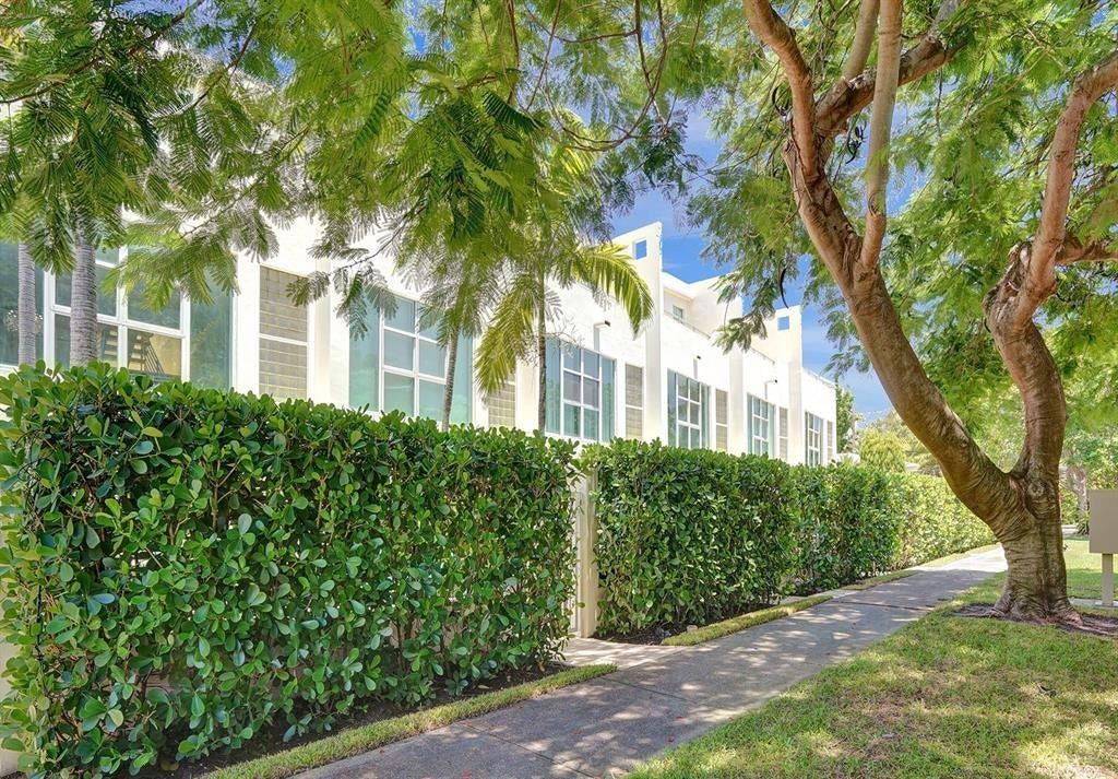 1703 NE 5TH Court, #1703, Fort Lauderdale, FL 33301 Front