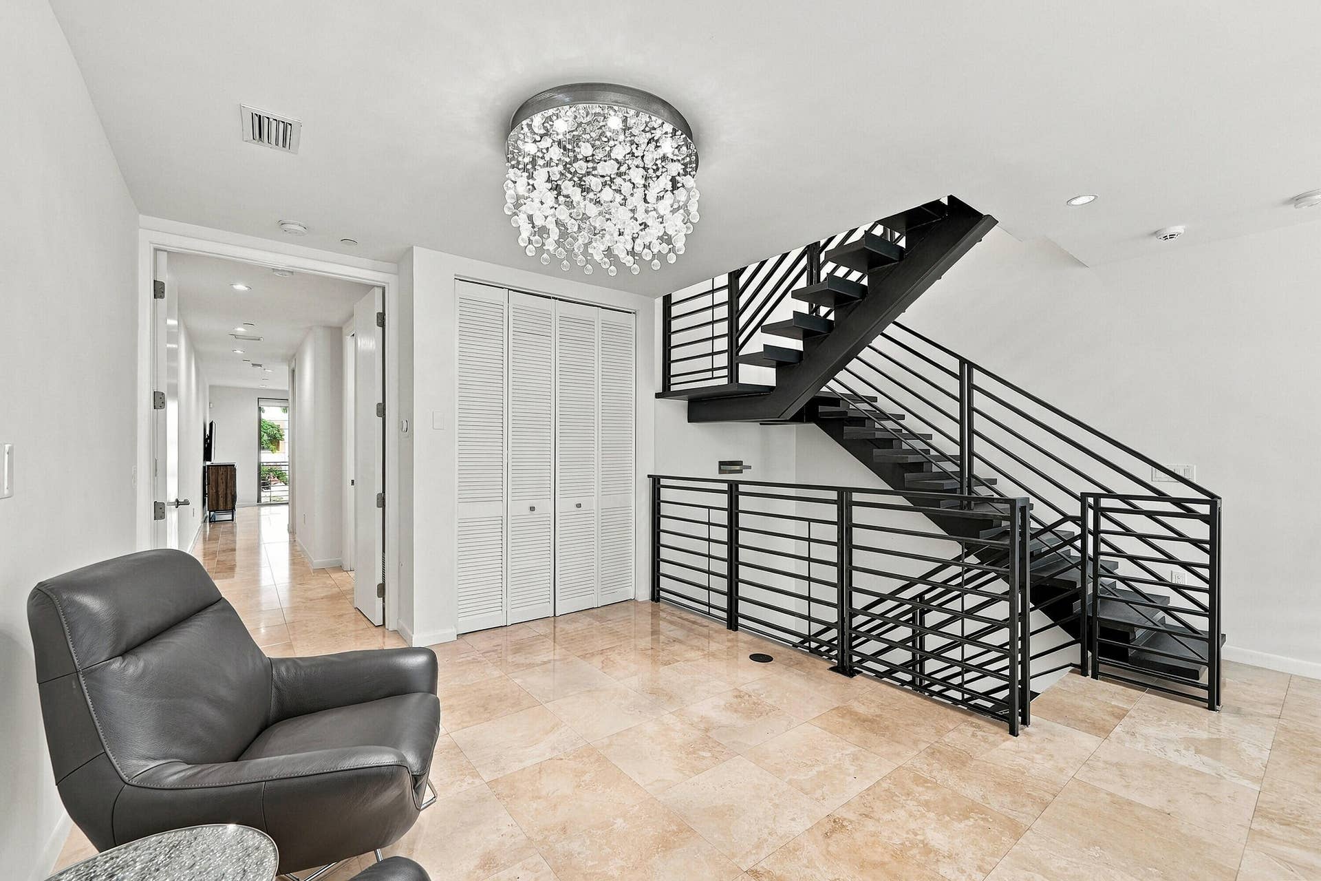 1703 NE 5TH Court, #1703, Fort Lauderdale, FL 33301 Loft