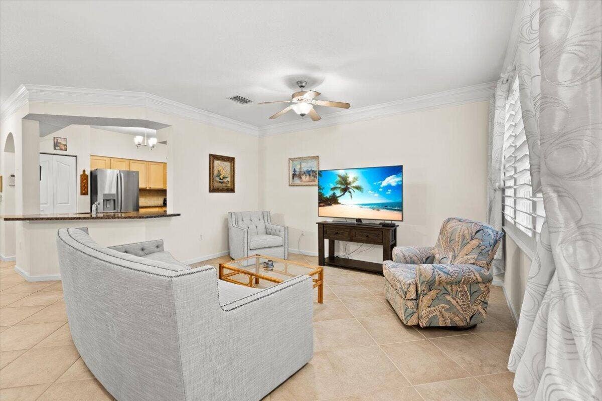 776 DAKOTA Drive, #102, Jupiter, FL 33458 08-424A2694