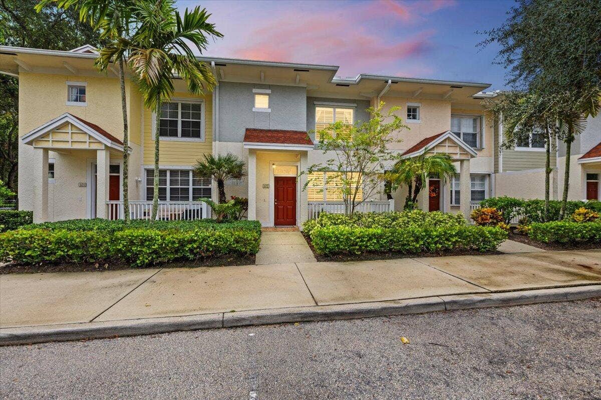 776 DAKOTA Drive, #102, Jupiter, FL 33458 02-424A2943 dte