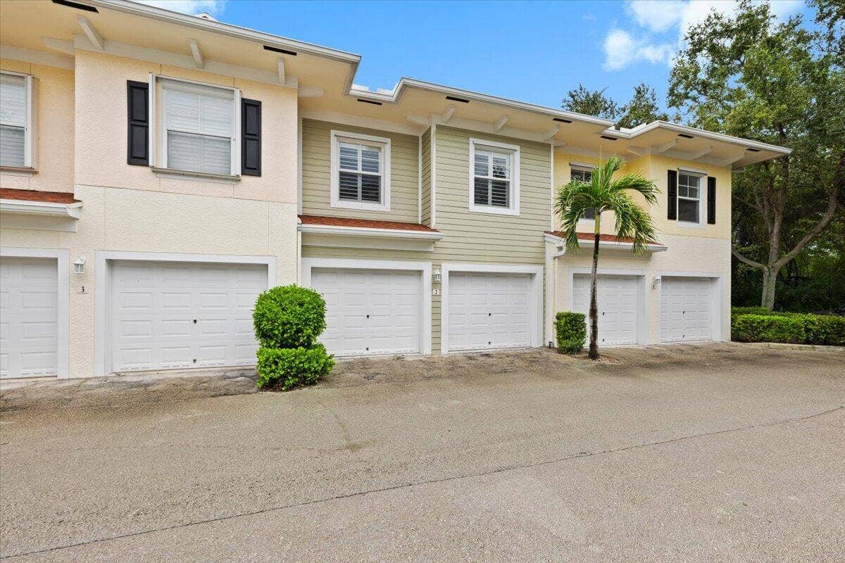 776 DAKOTA Drive, #102, Jupiter, FL 33458 38-424A3031