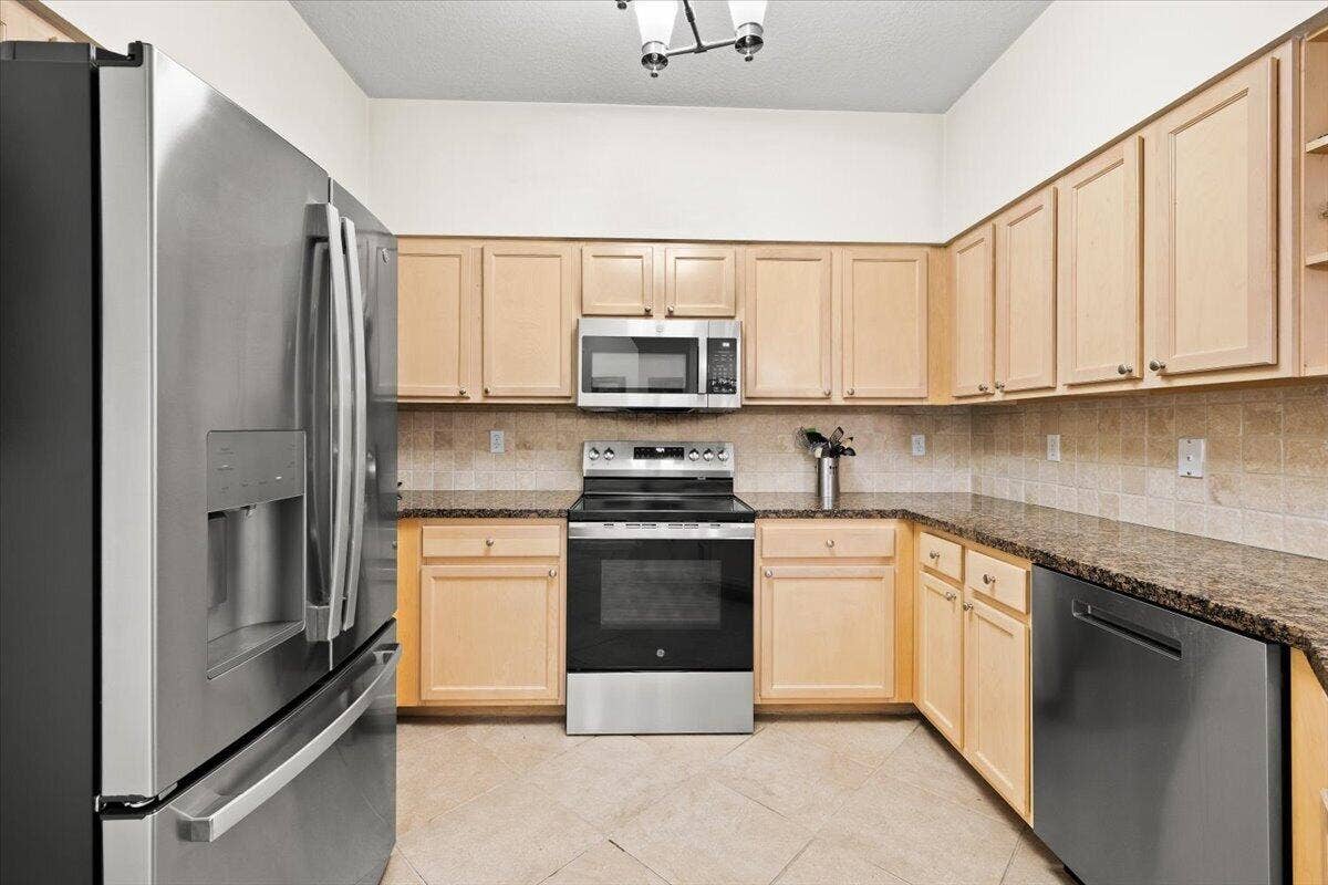 776 DAKOTA Drive, #102, Jupiter, FL 33458 16-424A2744