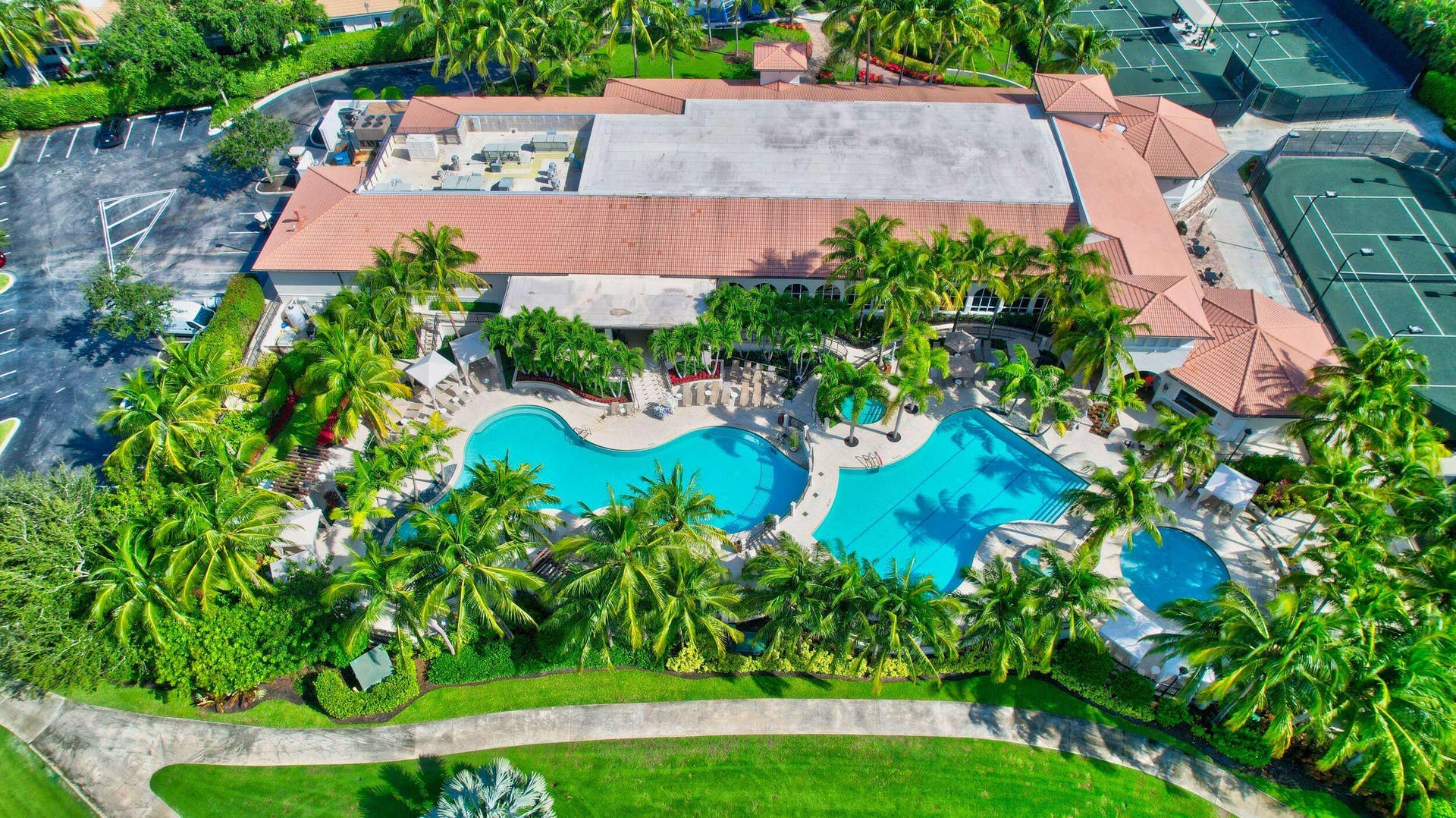 8049 Aberdeen Drive, #201, Boynton Beach, FL 33472 RESORT STYLE POOL AREA