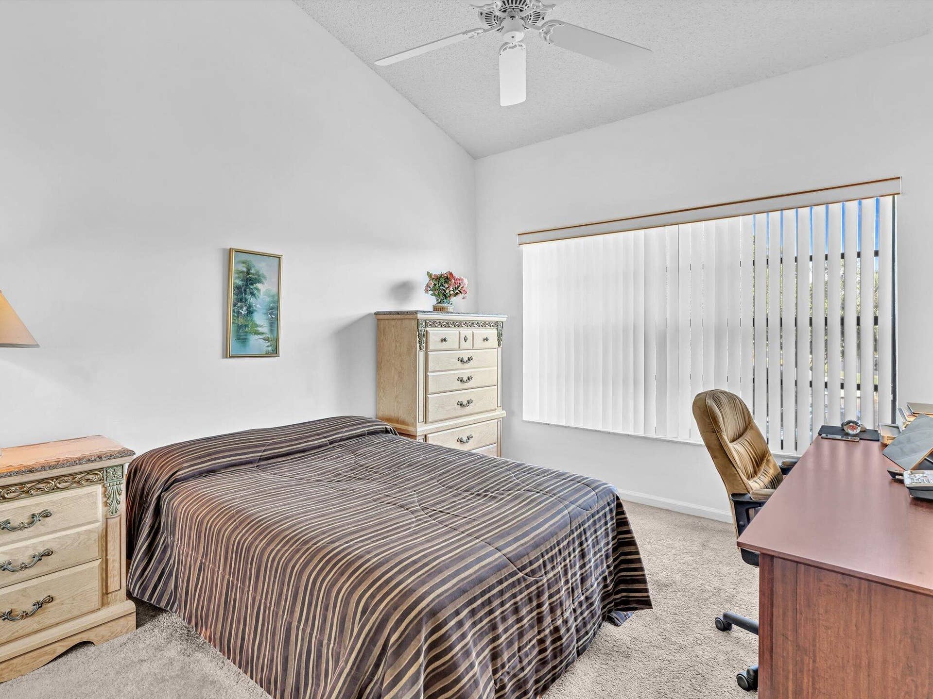 8049 Aberdeen Drive, #201, Boynton Beach, FL 33472 lots of light