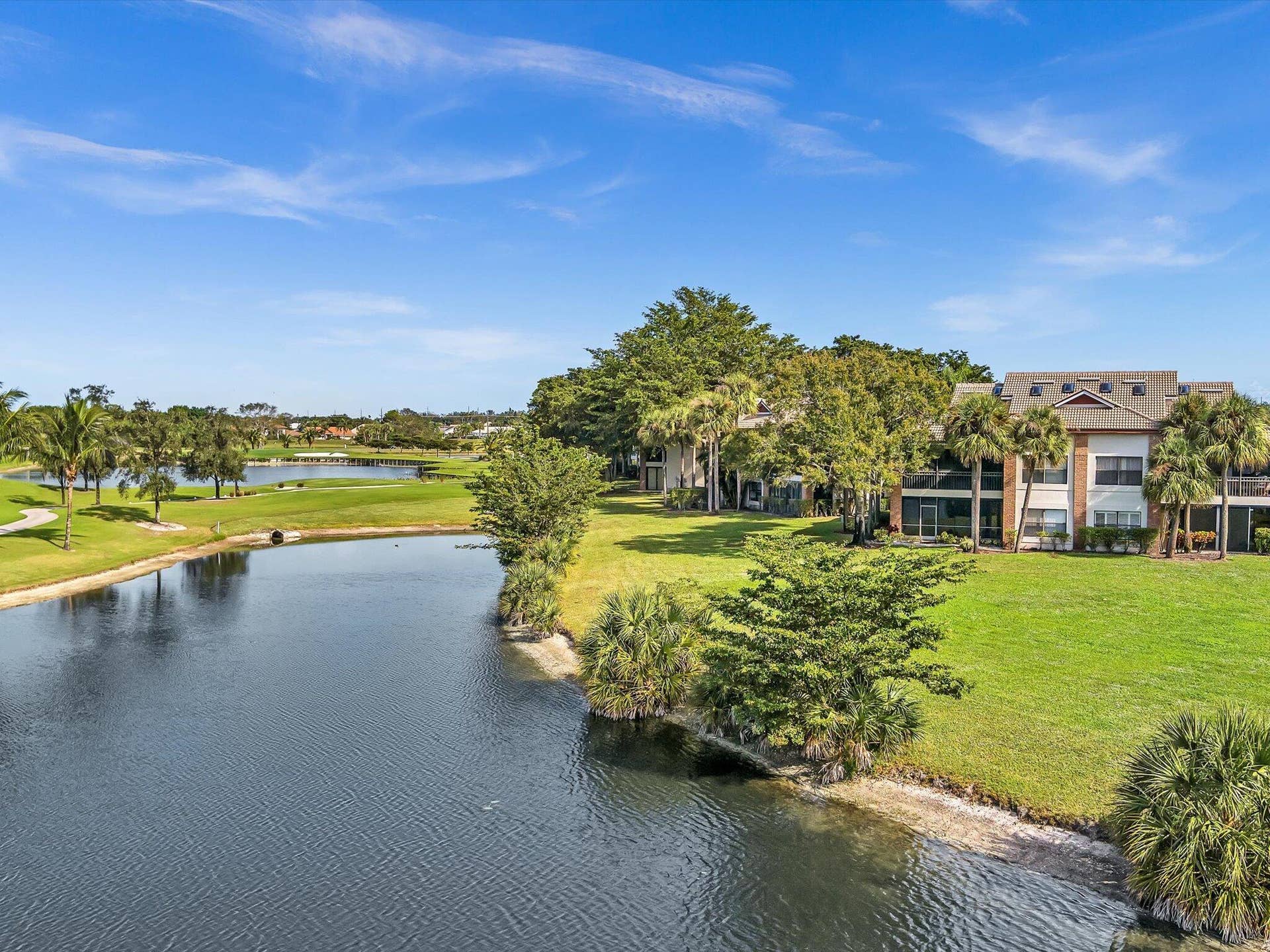 8049 Aberdeen Drive, #201, Boynton Beach, FL 33472 Great location