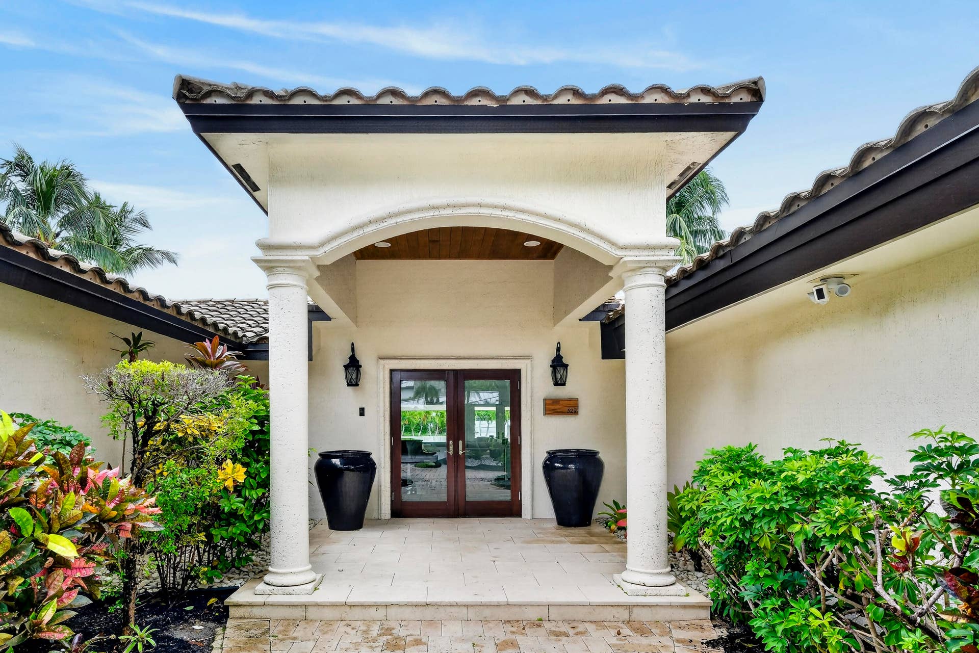 329 ISLE OF CAPRI Drive, Fort Lauderdale, FL 33301 329 Isle of Capri Drive. Fort Lauderdale