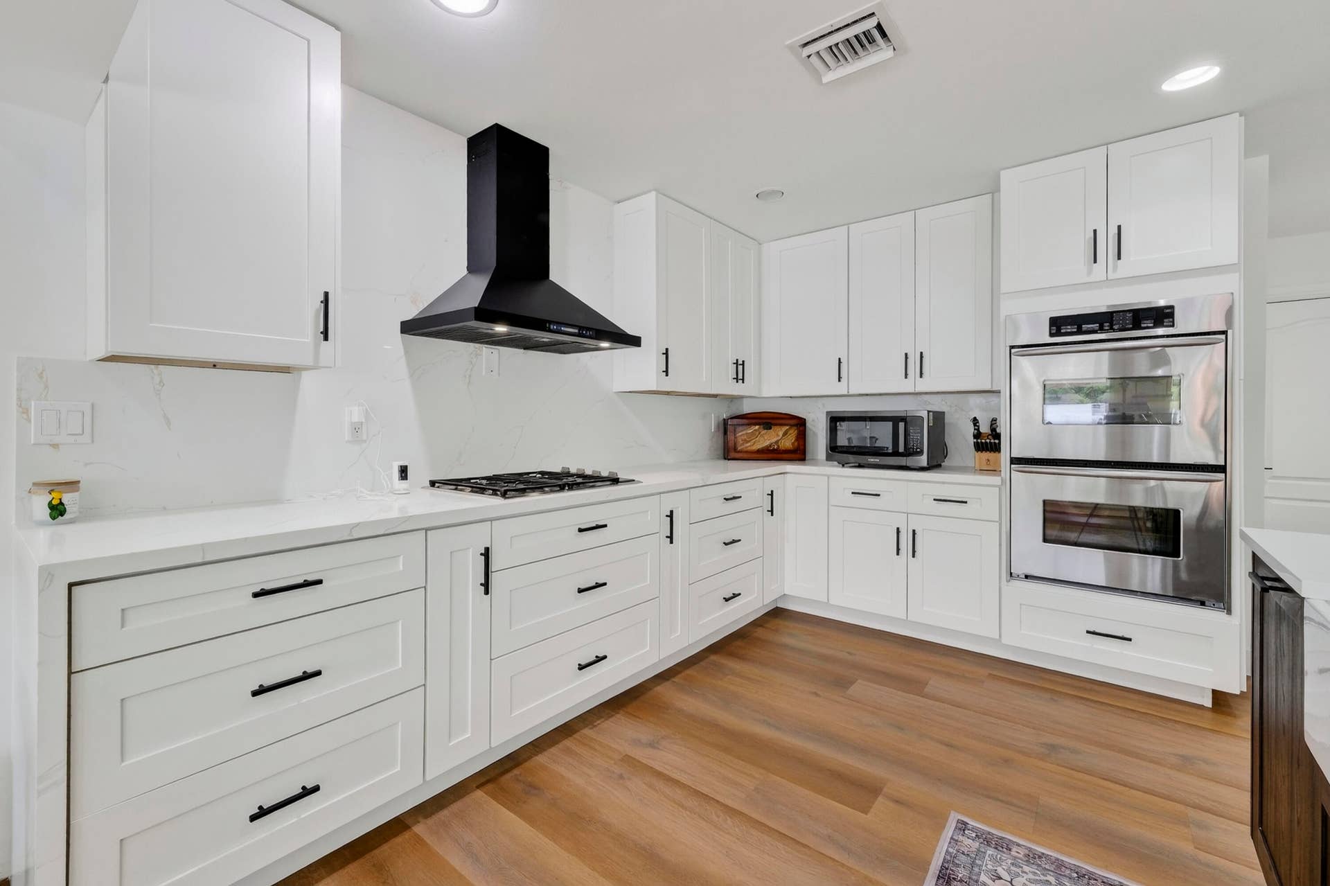 329 ISLE OF CAPRI Drive, Fort Lauderdale, FL 33301 329 Isle of Capri Drive. Fort Lauderdale