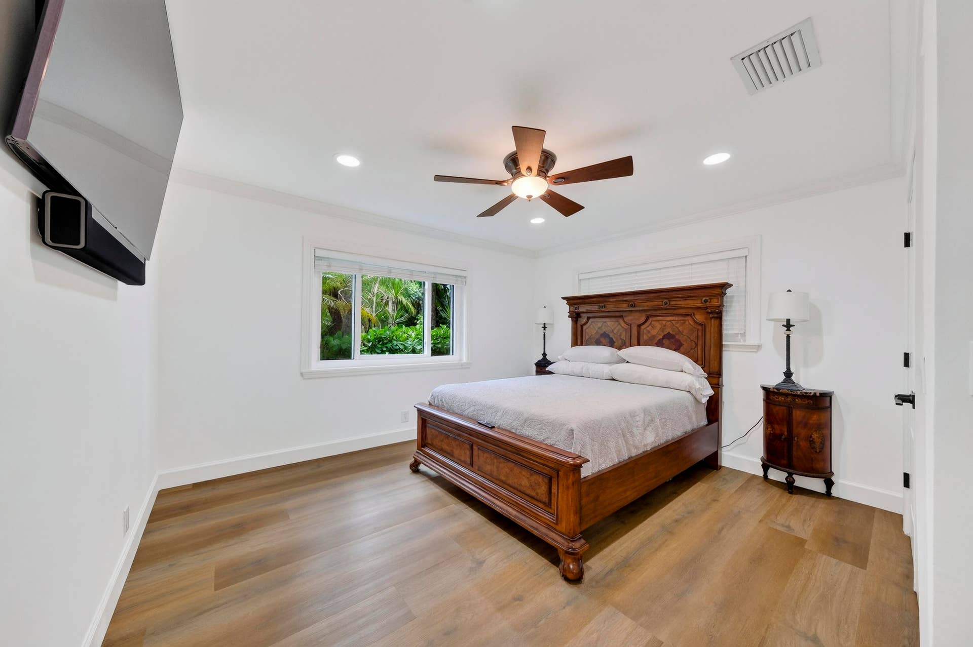 329 ISLE OF CAPRI Drive, Fort Lauderdale, FL 33301 329 Isle of Capri Drive. Fort Lauderdale