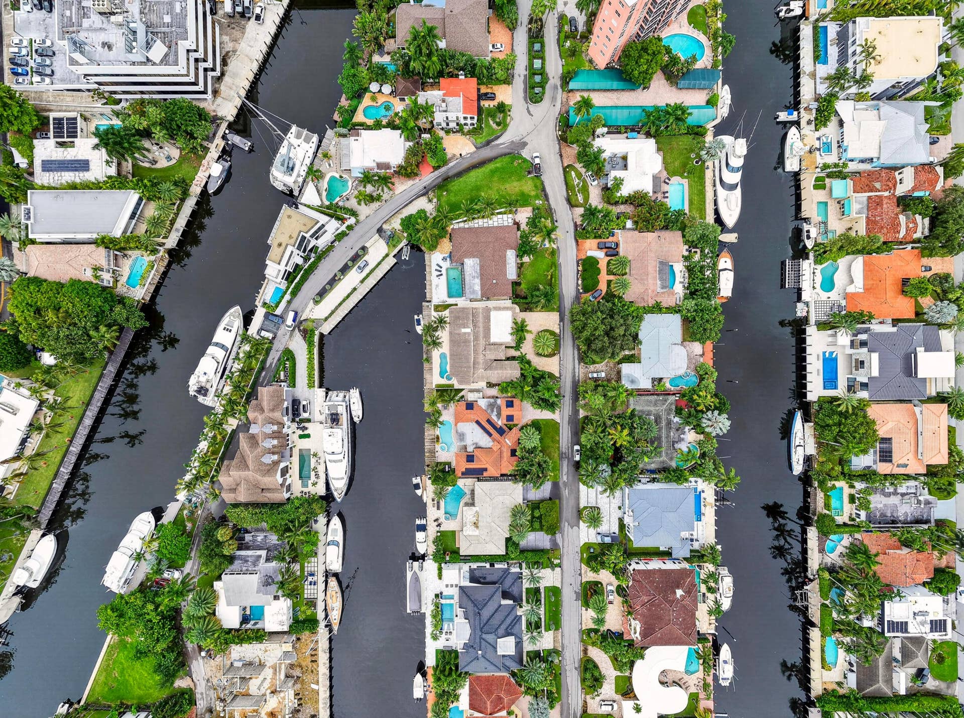 329 ISLE OF CAPRI Drive, Fort Lauderdale, FL 33301 329 Isle of Capri Drive. Fort Lauderdale