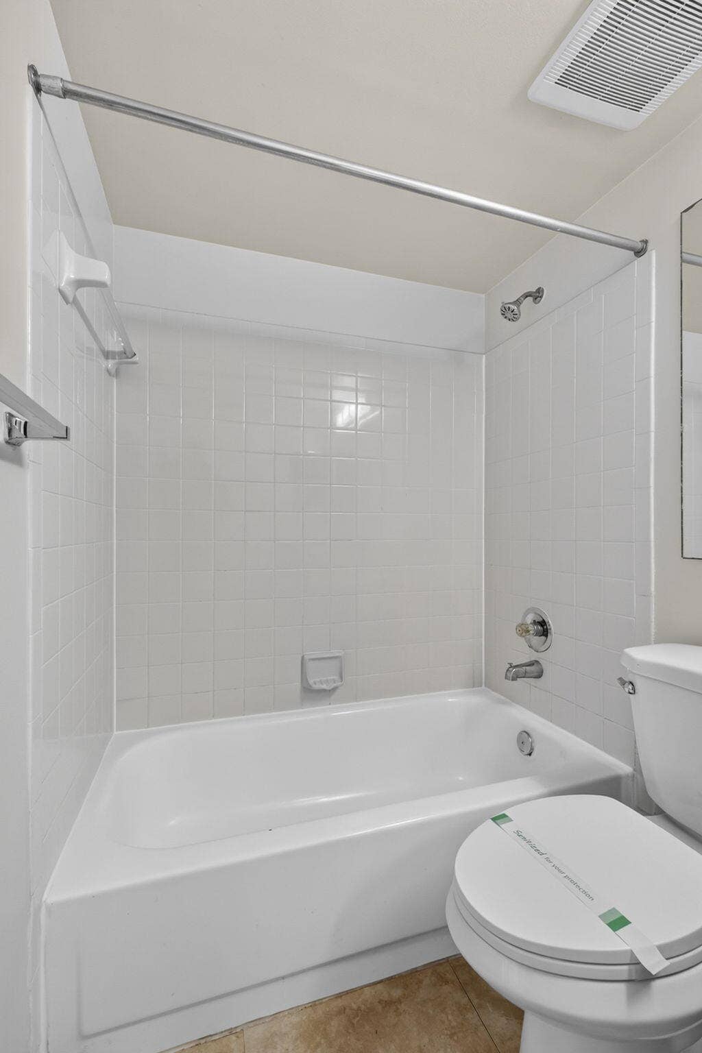 724 EXECUTIVE CENTER Drive, #36, West Palm Beach, West Palm Beach, FL 33401 33-web-or-mls-BS1A3851