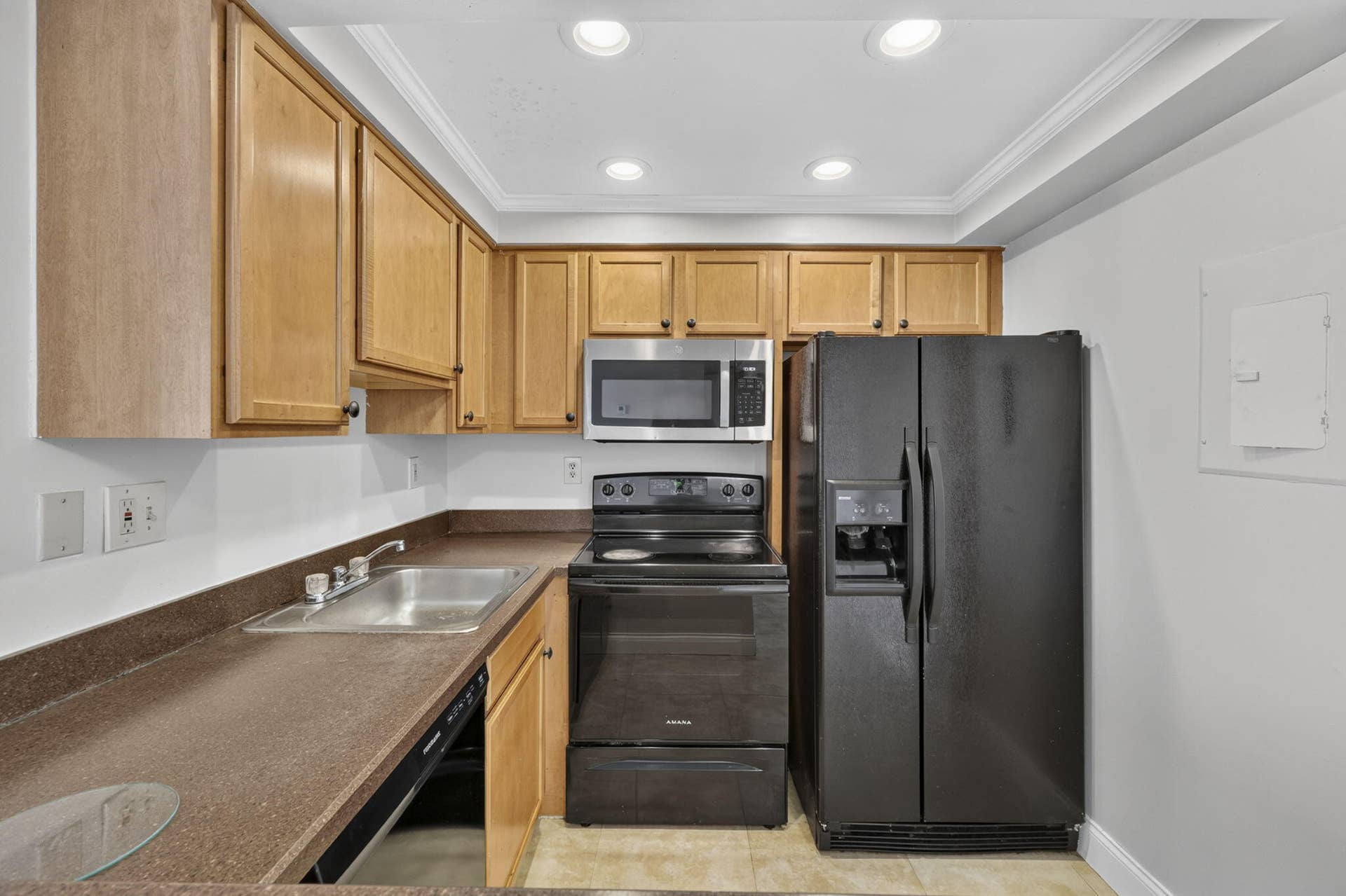 724 EXECUTIVE CENTER Drive, #36, West Palm Beach, West Palm Beach, FL 33401 20-web-or-mls-BS1A3785