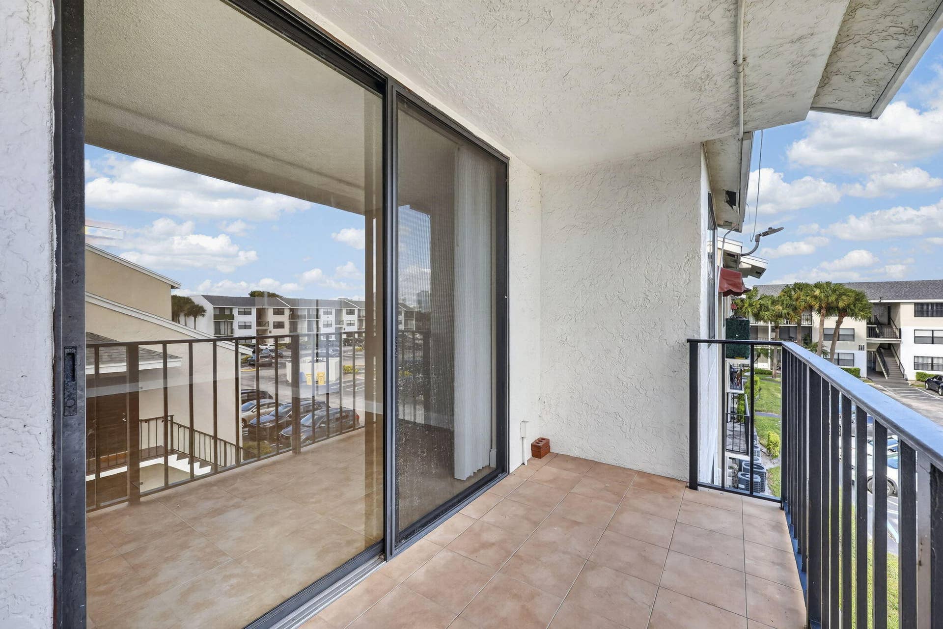 724 EXECUTIVE CENTER Drive, #36, West Palm Beach, West Palm Beach, FL 33401 16-web-or-mls-BS1A3765