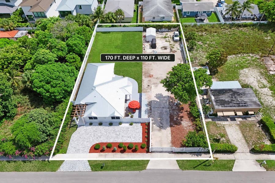 Property photo for 202 SE 4TH Street, Delray Beach, FL
