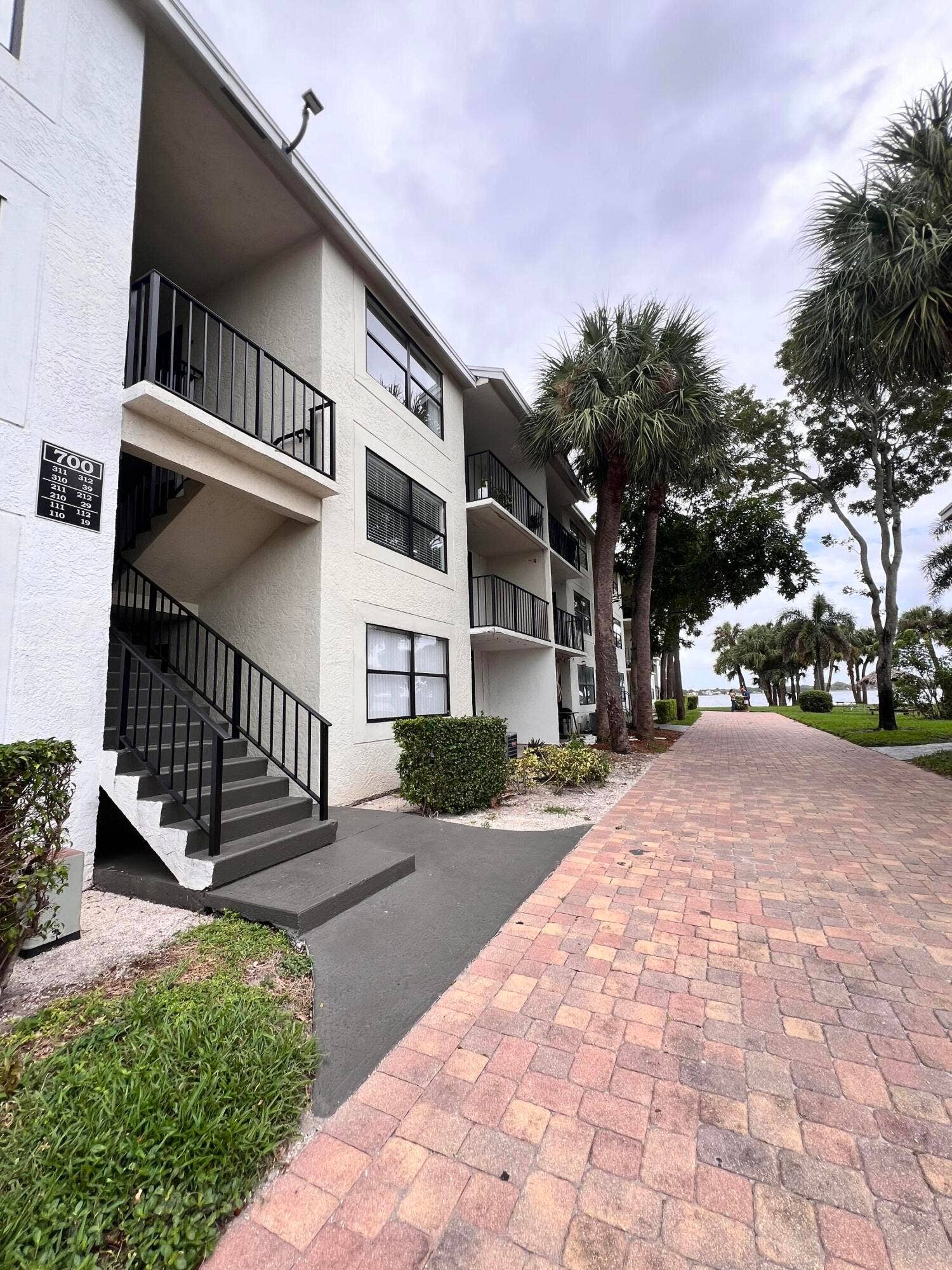 700 EXECUTIVE CENTER Drive, #211, West Palm Beach, West Palm Beach, FL 33401 IMG_4035