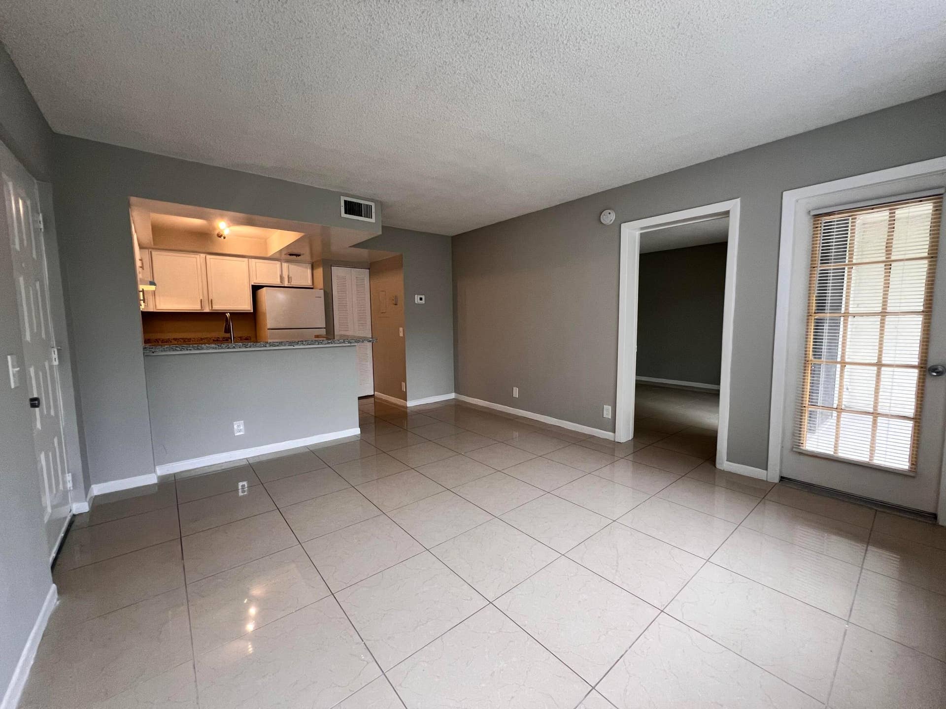 700 EXECUTIVE CENTER Drive, #211, West Palm Beach, West Palm Beach, FL 33401 IMG_4021