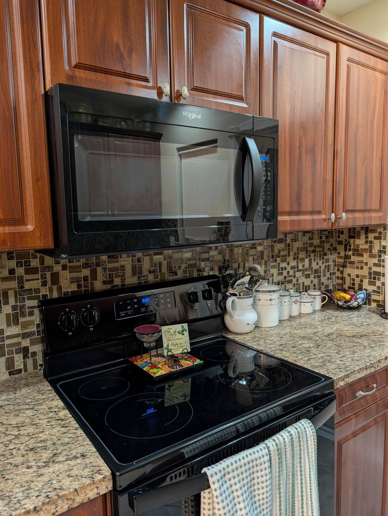 2734 NE 27TH Court, #21, Lighthouse Point, Lighthouse Point, FL 33064 Maria Kitchen 3