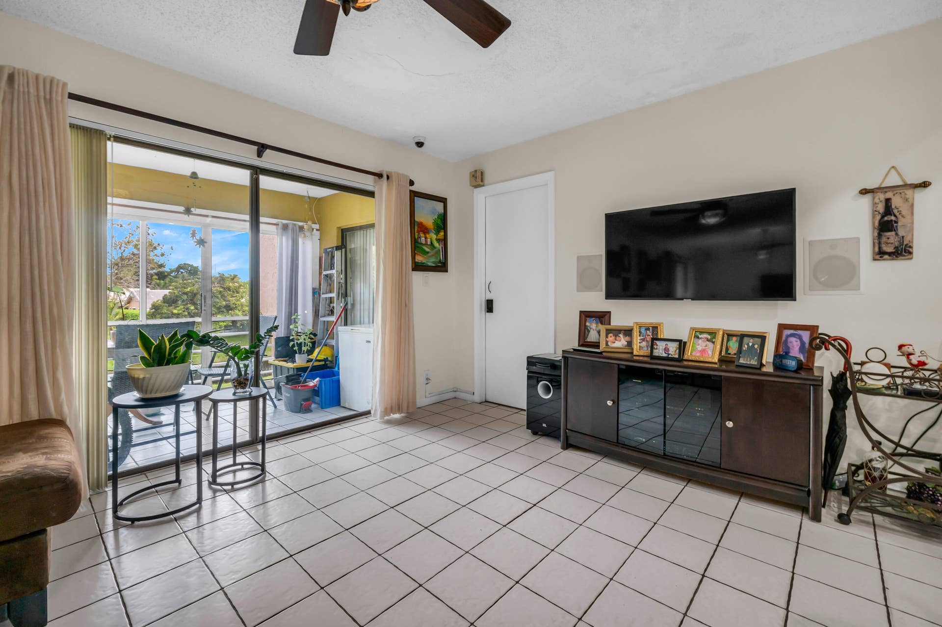 3111 CORAL SPRINGS Drive, #213, Coral Springs, FL 33065 32