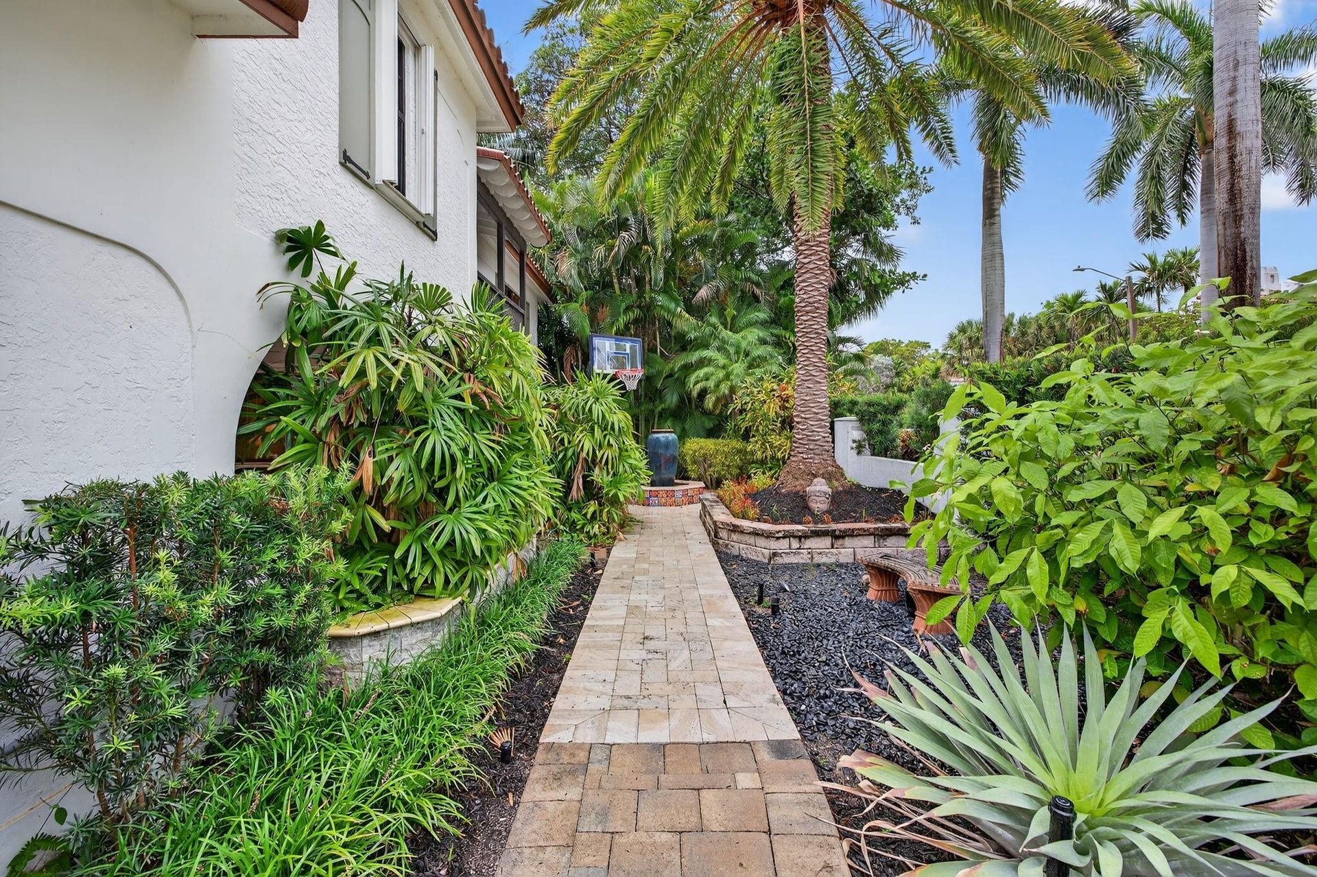 2616 ACACIA Court, Fort Lauderdale, FL 33301 Photo 58