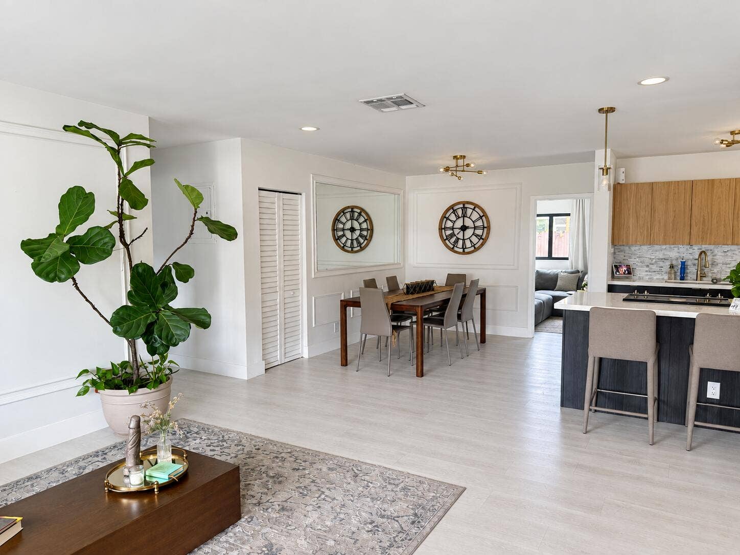 3958 NW 19TH Avenue, Oakland Park, FL 33309 1EF564BE-C2A7-424C-85F5-3A9303696EBA