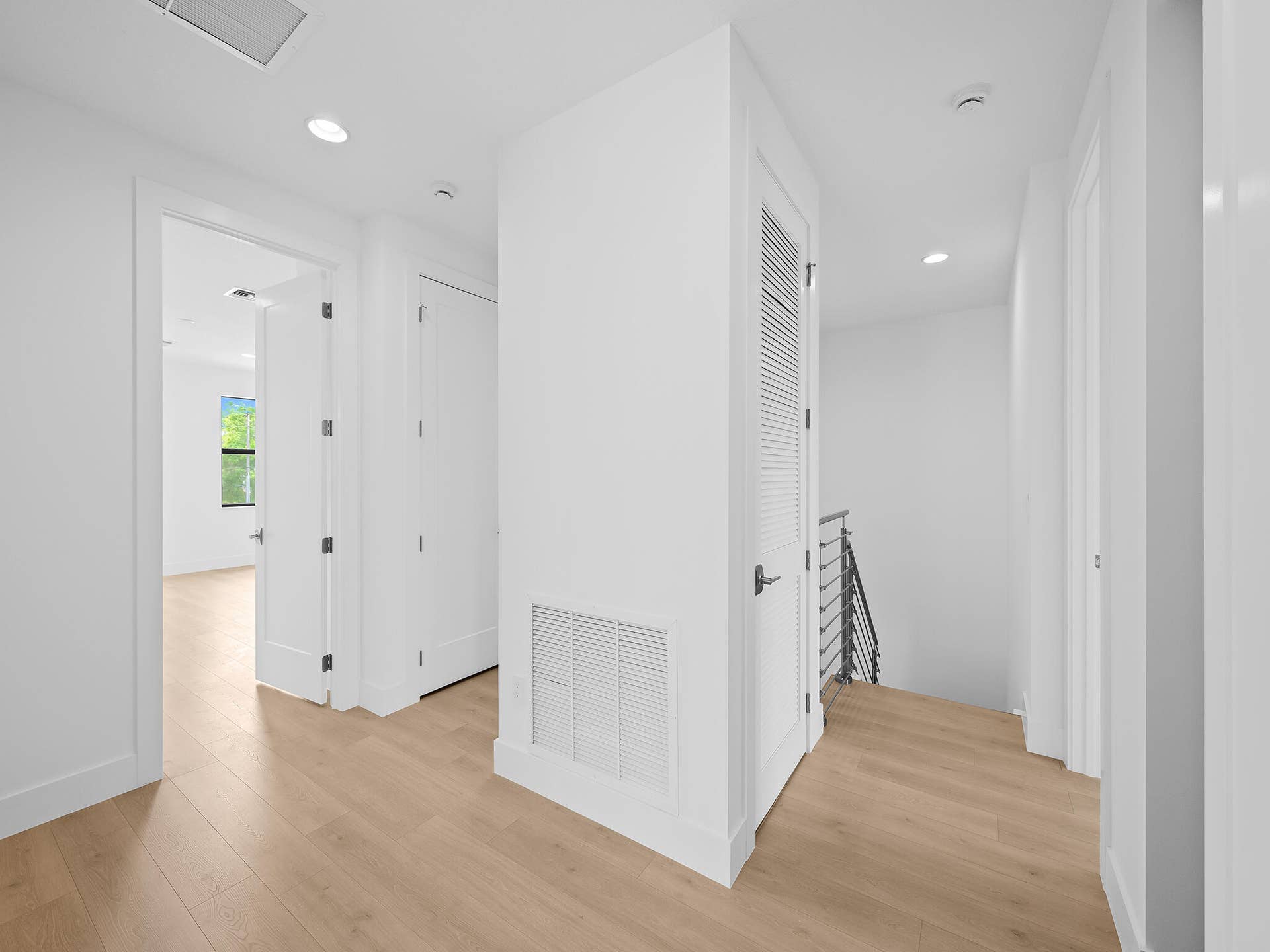 1449 SW 23rd Court, Fort Lauderdale, FL 33315 8