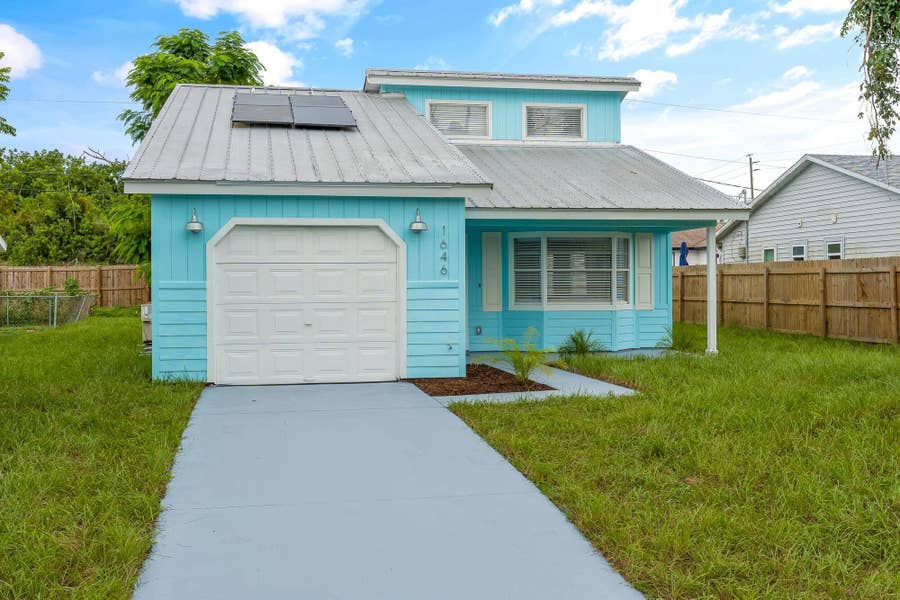 Property photo for 1646 3RD Court SW, Vero Beach, FL