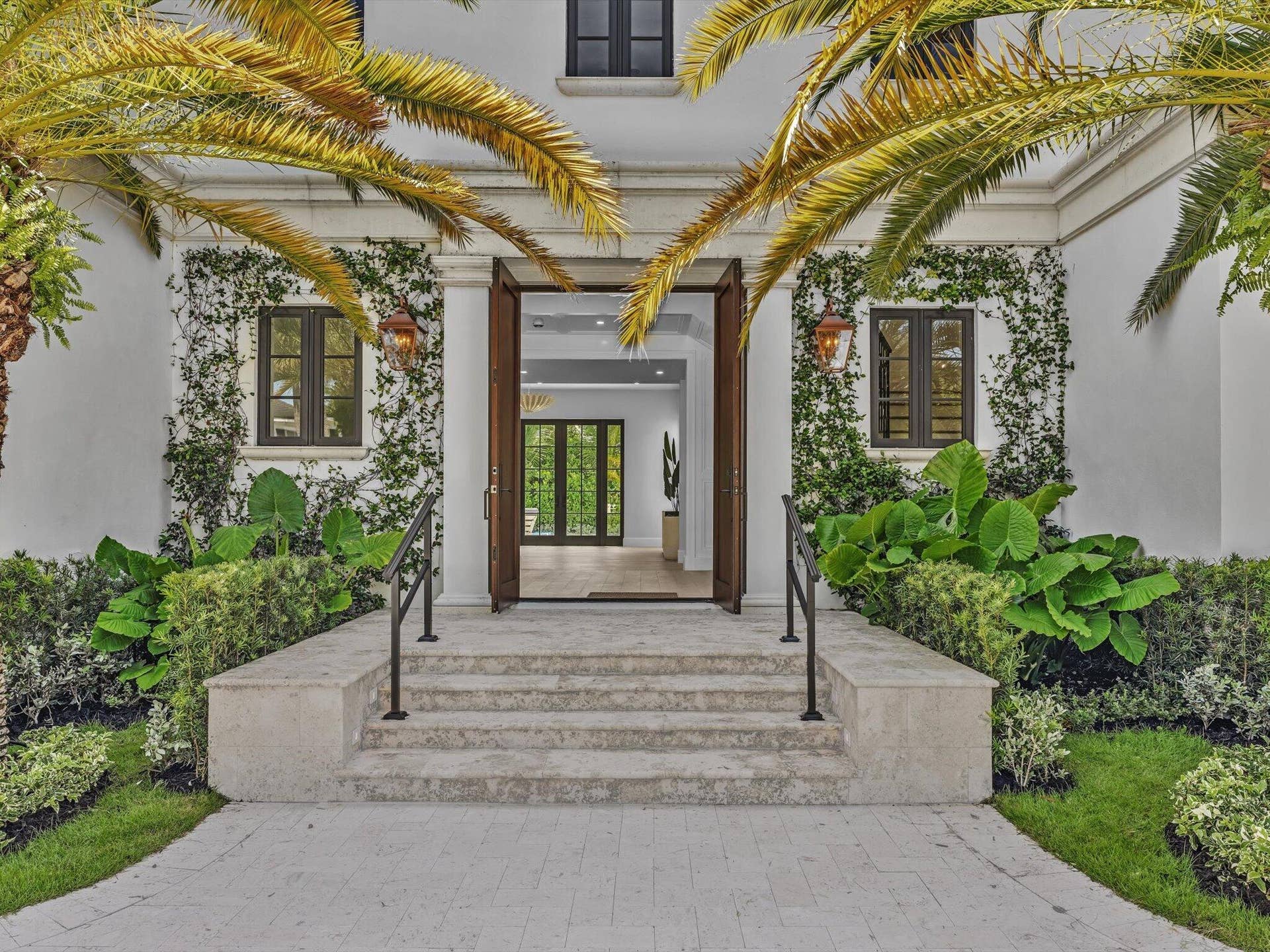 3408 Washington Road, West Palm Beach, FL 33405 010-FPP00484