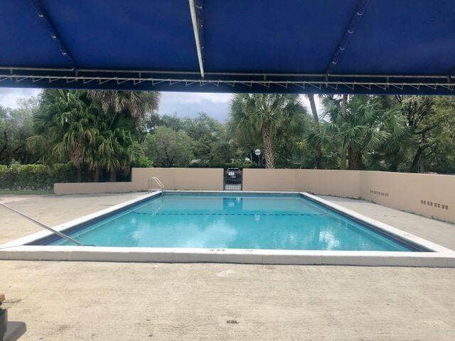 10147 W ATLANTIC Boulevard, #I3, Coral Springs, Coral Springs, FL 33071 Pool