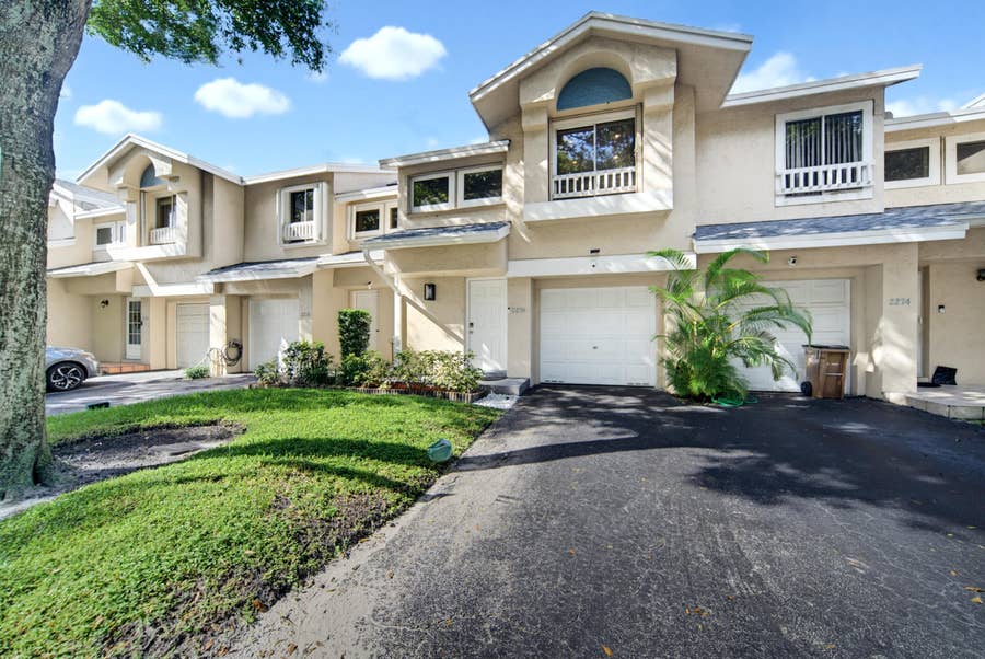 Property photo for 2276 DISCOVERY Circle W, #2276, Deerfield Beach, FL