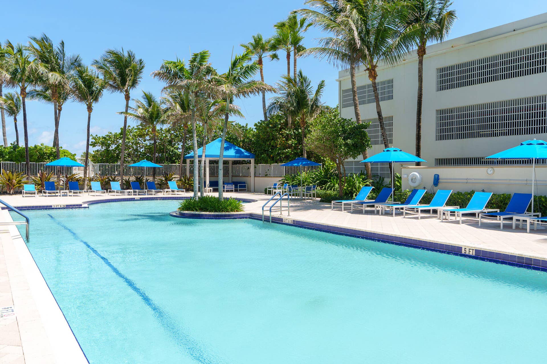 6001 N OCEAN Drive, #503, Hollywood, FL 33019 6.1 east pool 2