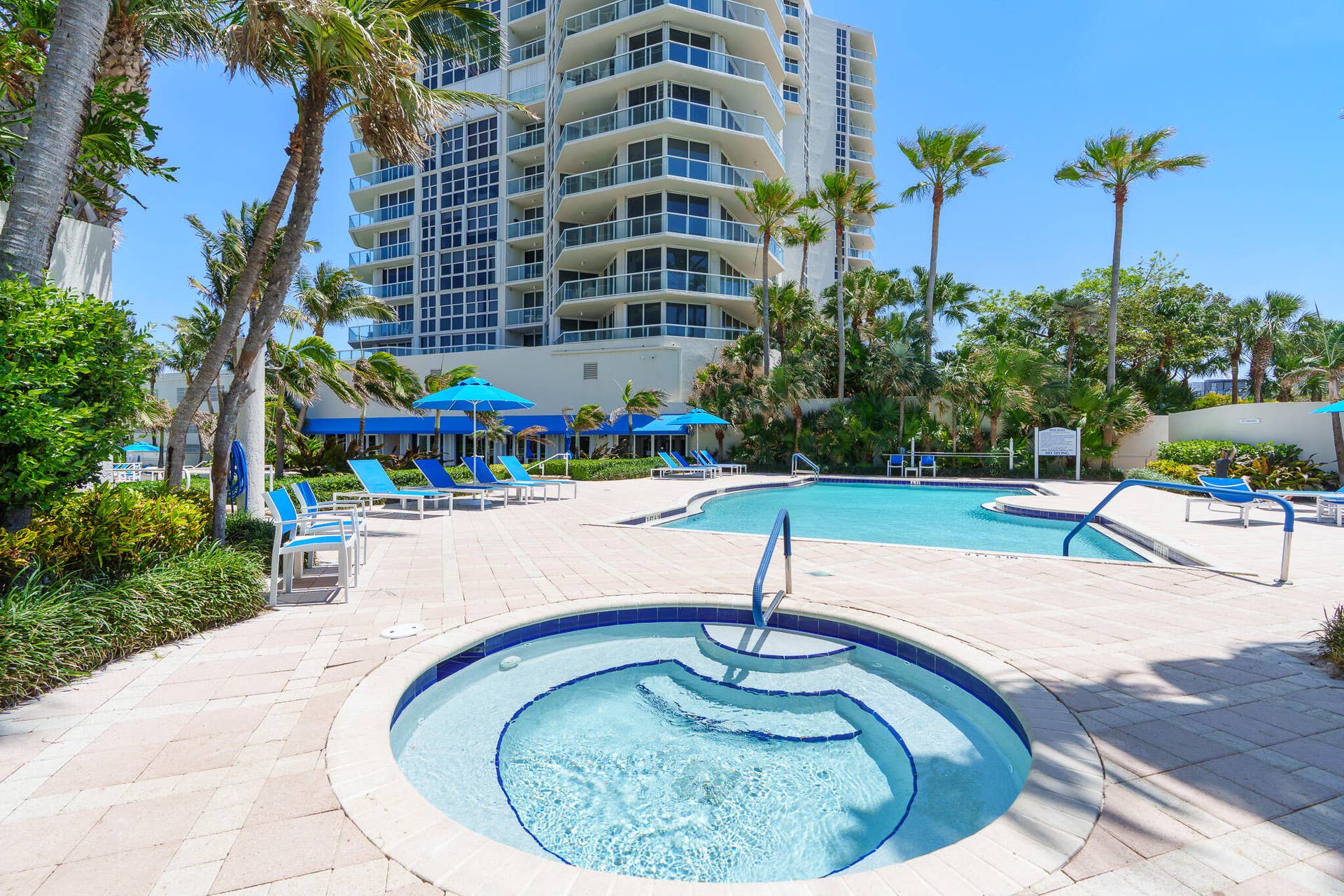 6001 N OCEAN Drive, #503, Hollywood, FL 33019 6.3 hot tub