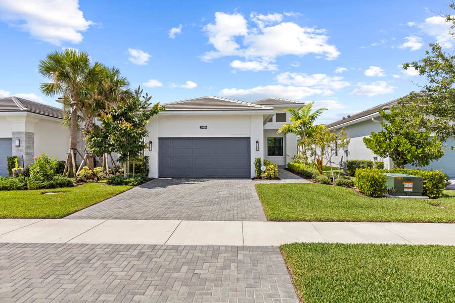 Property photo for 15860 KEY BISCAYNE Lane, The Acreage, FL