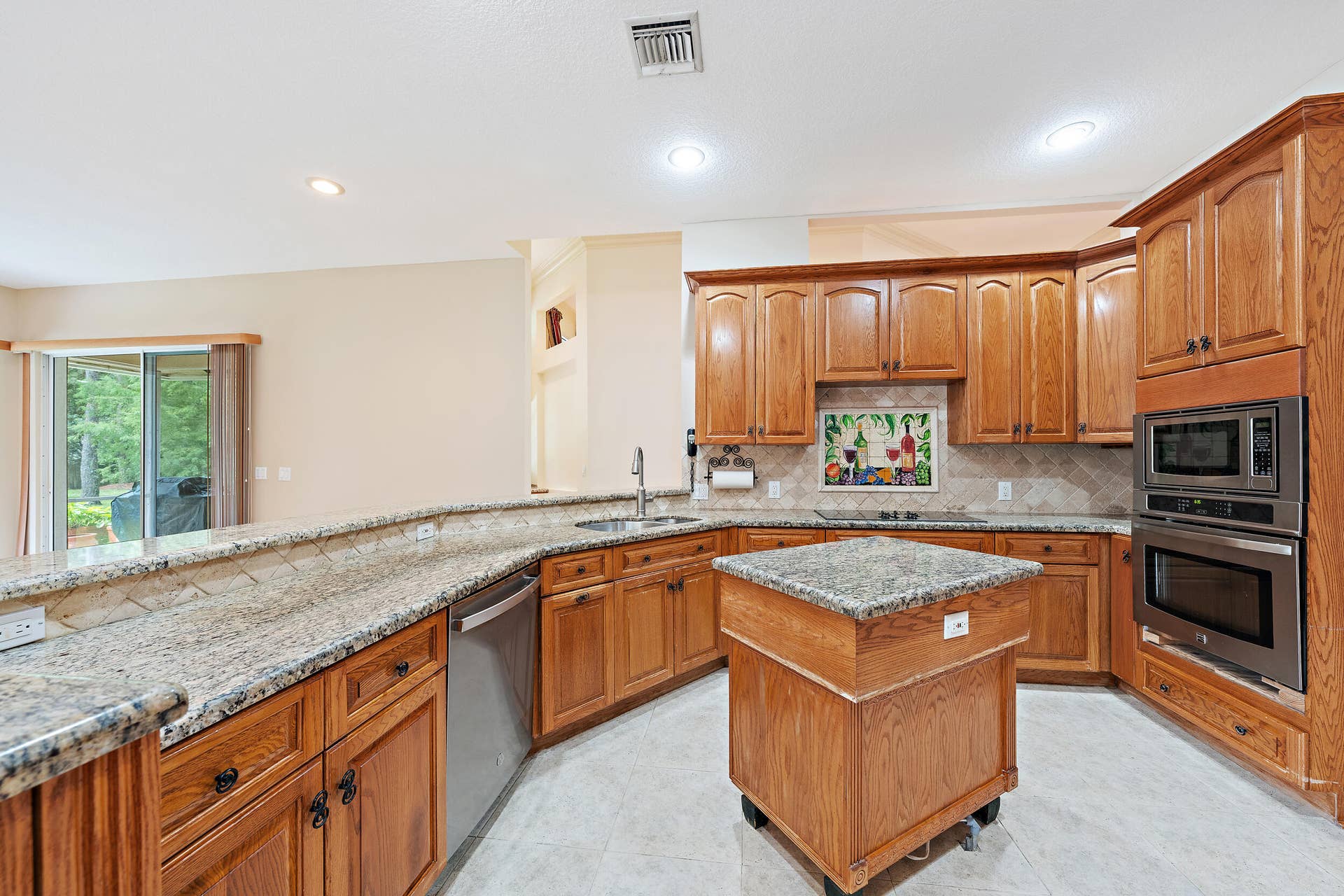 10672 154th Road N, Jupiter, FL 33478 Kitchen