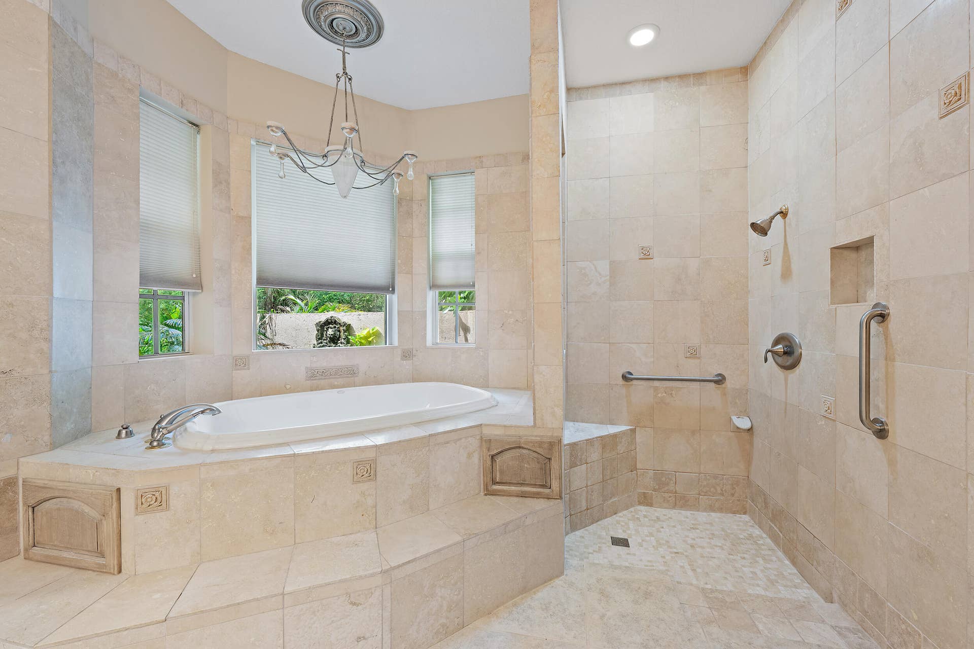 10672 154th Road N, Jupiter, FL 33478 Master Bath
