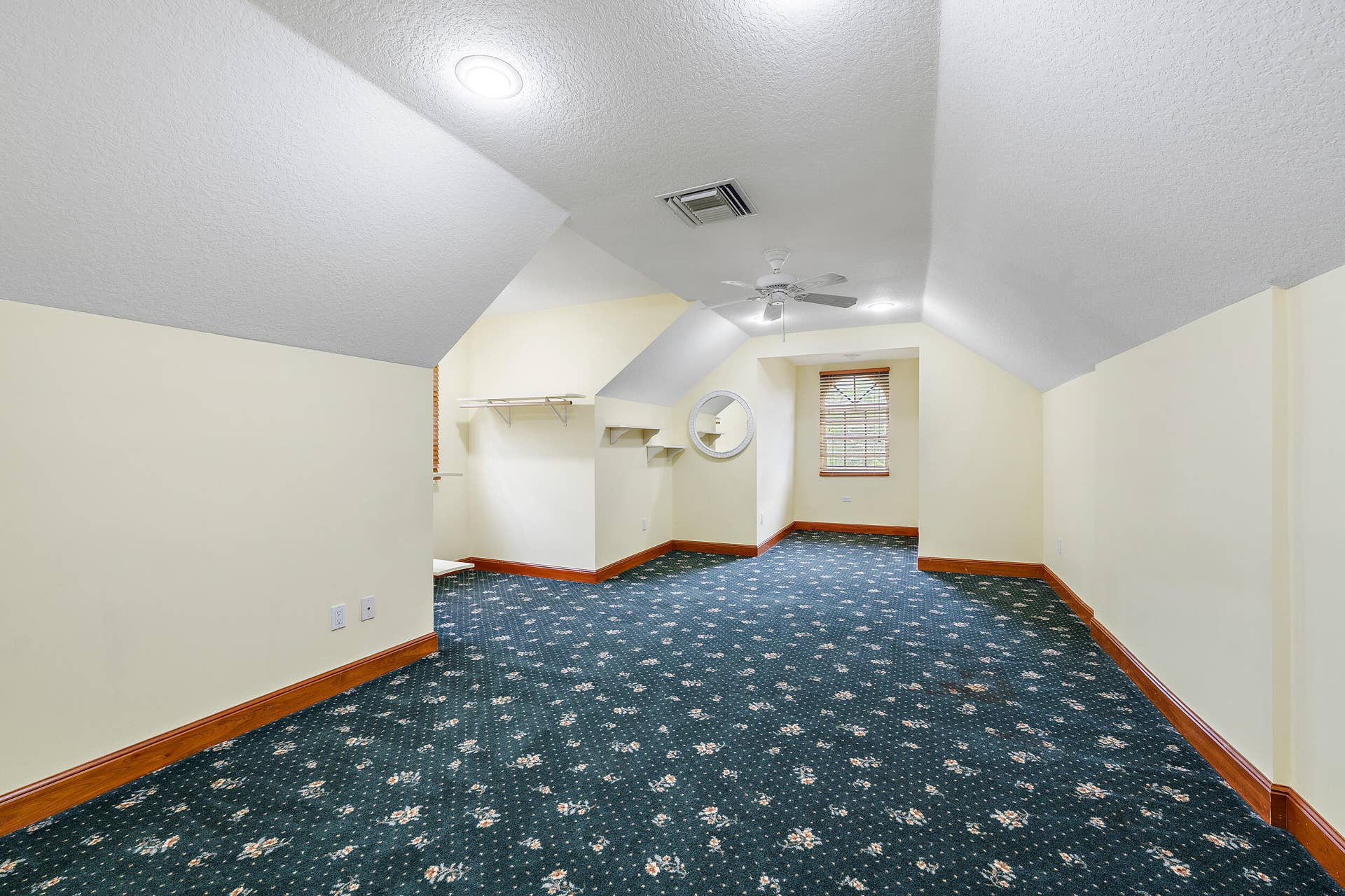10672 154th Road N, Jupiter, FL 33478 Upstairs Bonus Space or Bedroom