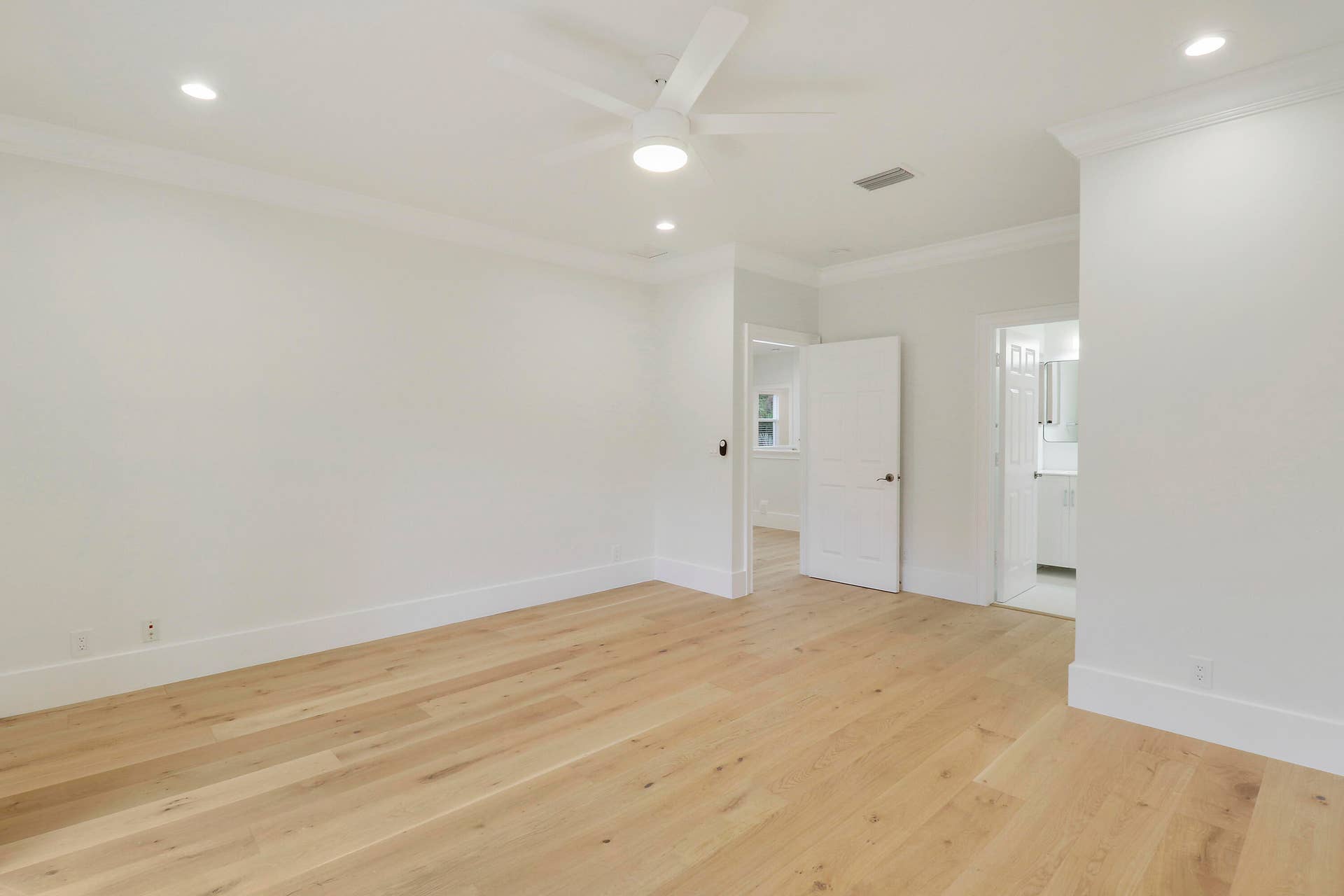 142 SEGOVIA Way, Jupiter, Jupiter, FL 33458 Bedroom 3 w/ En Suite Bath