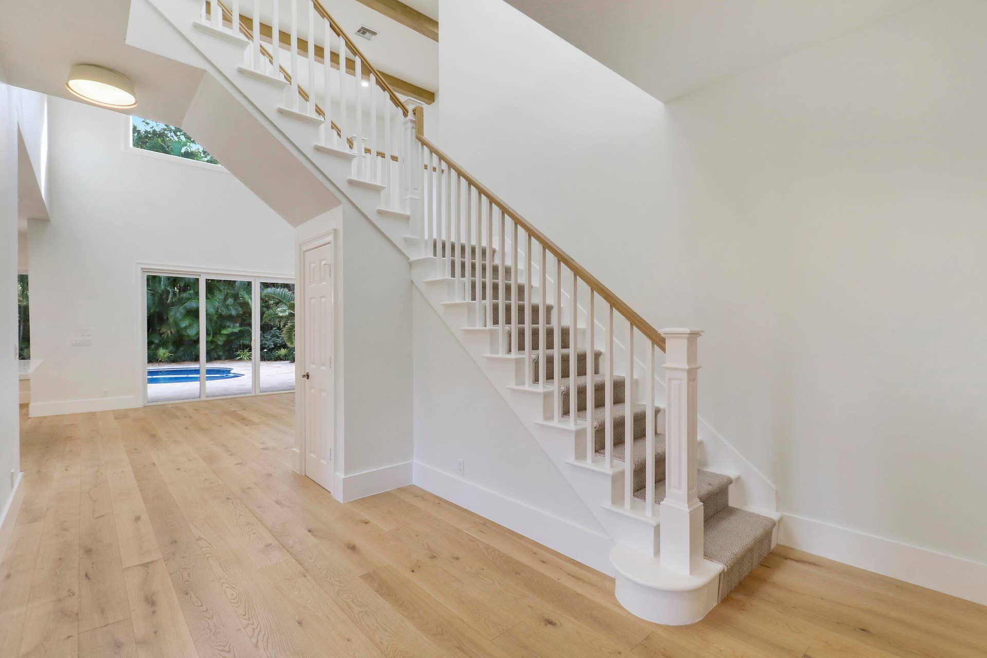 142 SEGOVIA Way, Jupiter, Jupiter, FL 33458 Stairwell