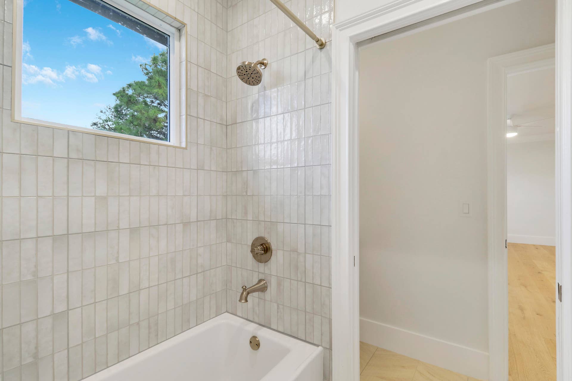 142 SEGOVIA Way, Jupiter, Jupiter, FL 33458 Jack and Jill Bath