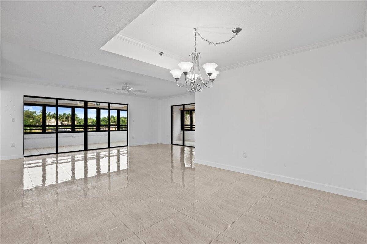 526 OAK HARBOUR Drive, #526, Juno Beach, FL 33408 03-LUX_1578