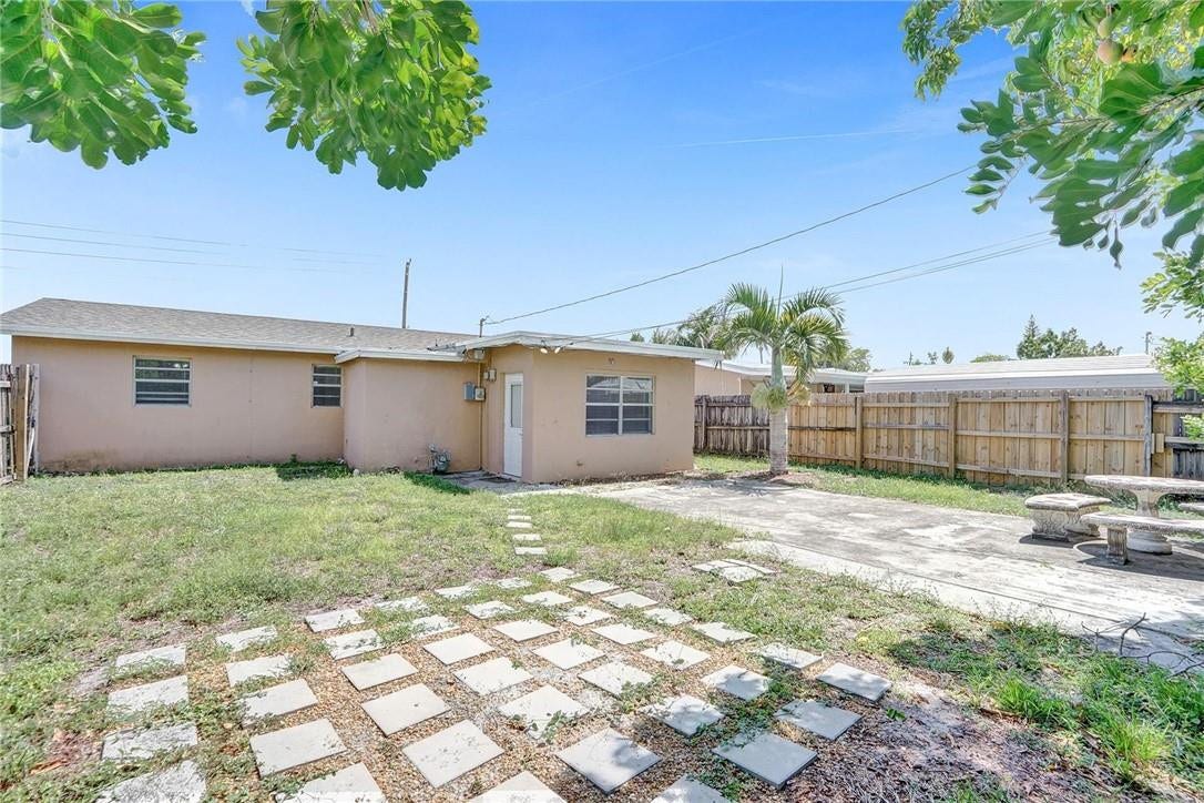 7741 NW 33RD Street, Davie, Davie, FL 33024 Photo 24