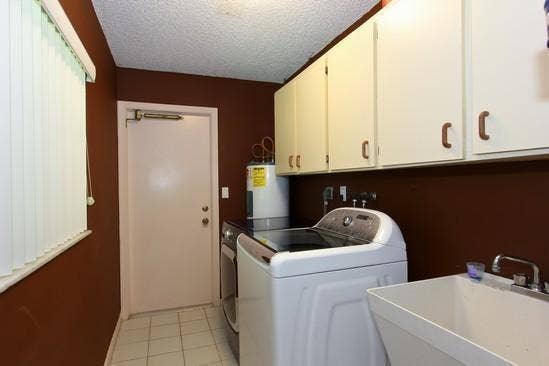 10254 Crosswind Road, Boca Raton, FL 33498 Laundry room
