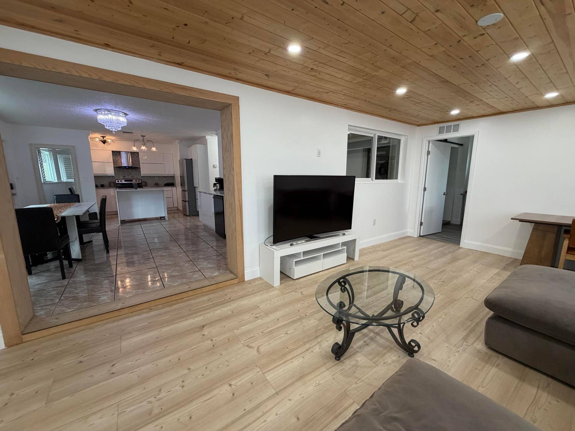 905 SE 15TH Street, #4, Fort Lauderdale, FL 33316 IMG_6707