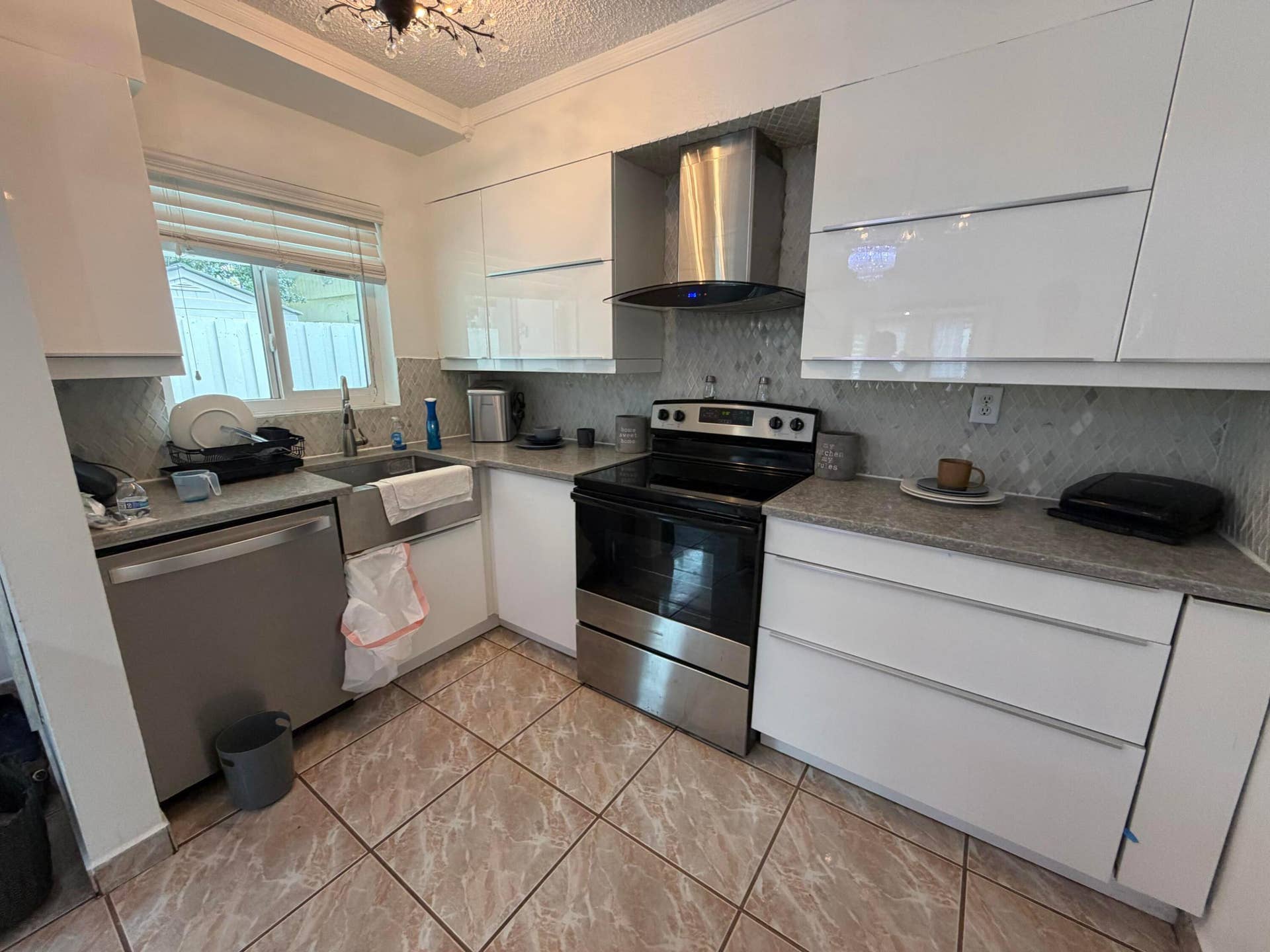 905 SE 15TH Street, #4, Fort Lauderdale, FL 33316 IMG_6693