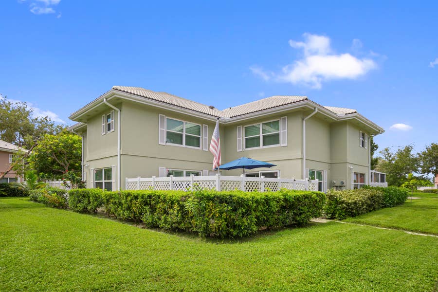 Property photo for 1918 Stratford Way, #32B, West Palm Beach, FL