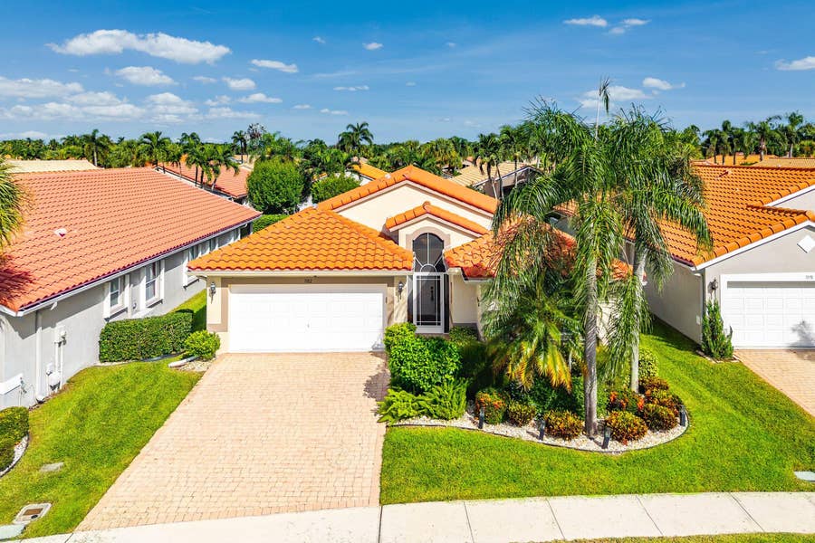 Property photo for 7182 HAVILAND Circle, Boynton Beach, FL