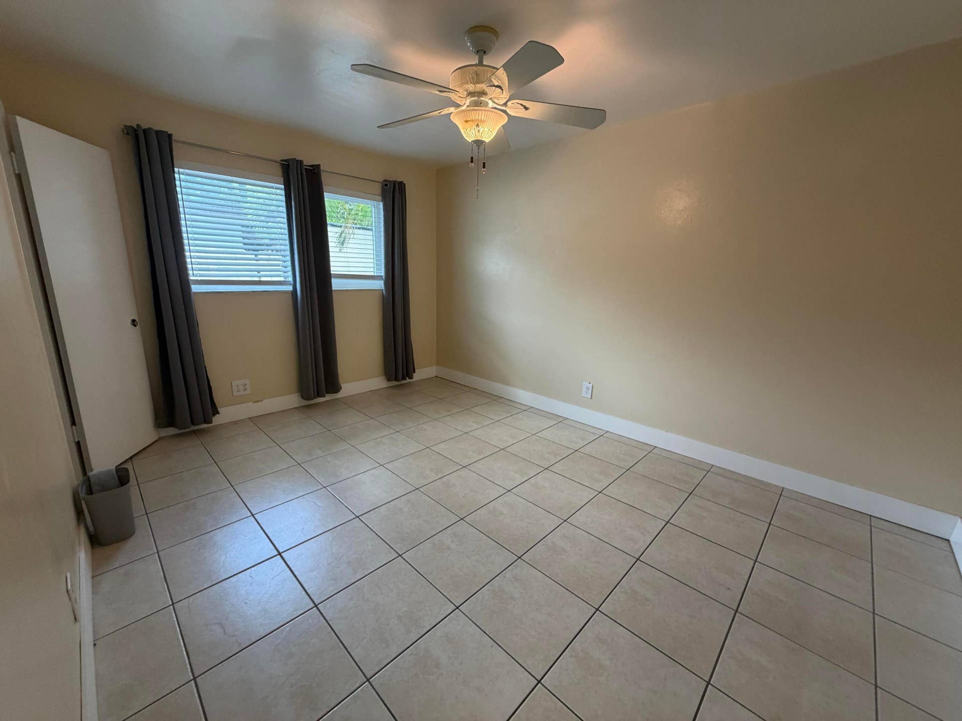 905 SE 15TH Street, #2, Fort Lauderdale, FL 33316 IMG_6683