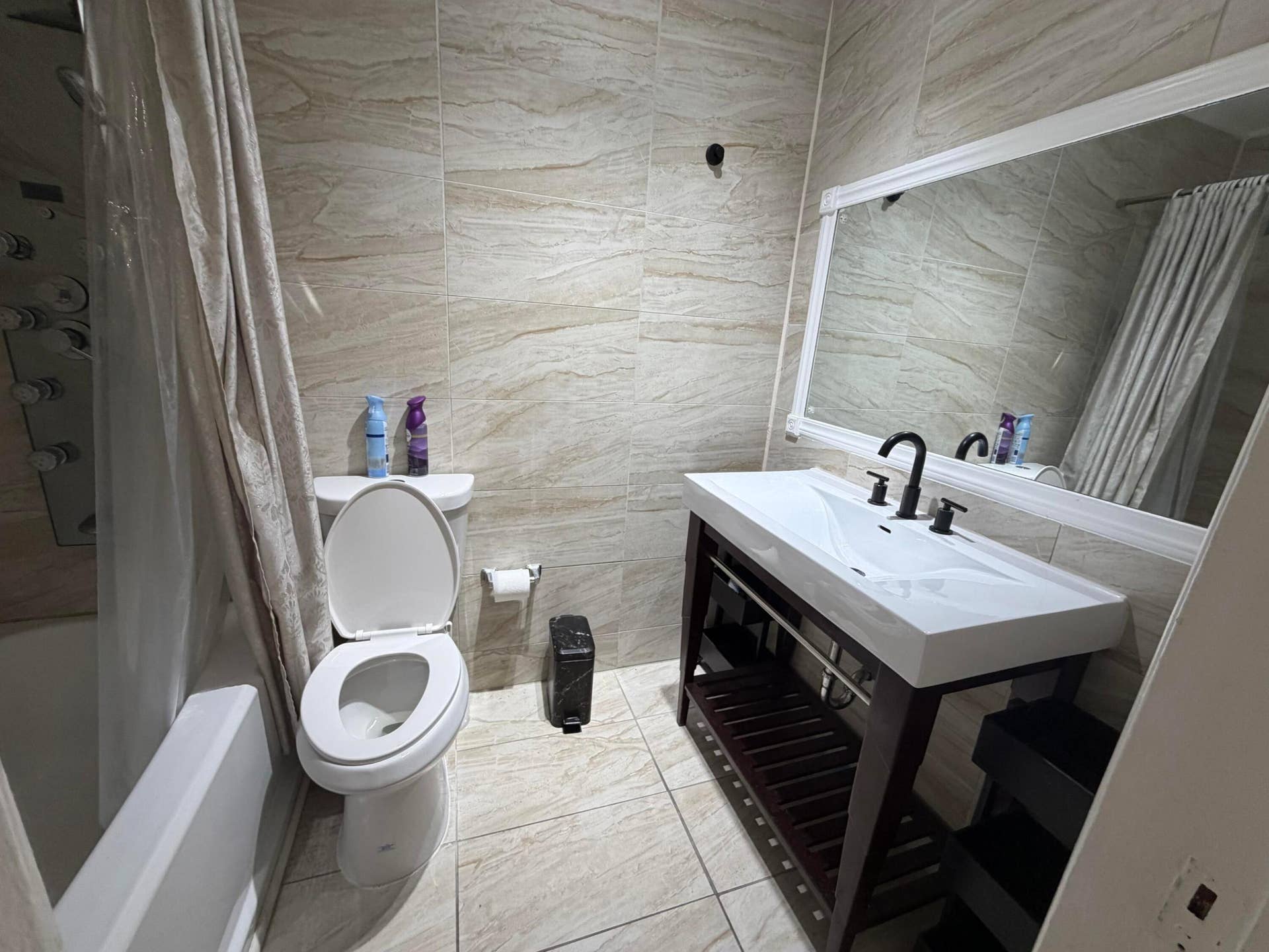 905 SE 15TH Street, #2, Fort Lauderdale, FL 33316 IMG_6675