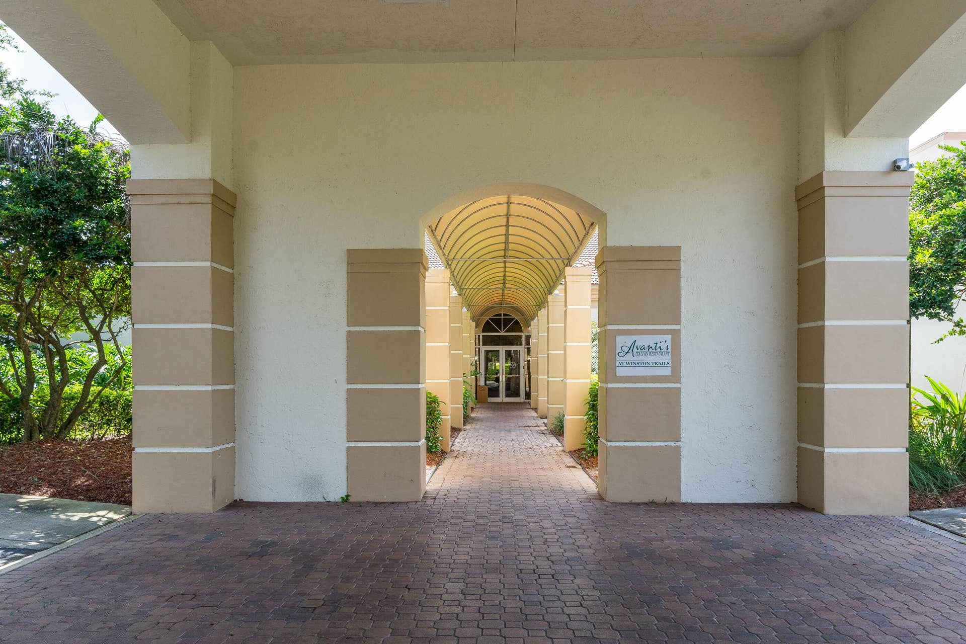 6801 Las Colinas Lane, Lake Worth, FL 33463 clubhouse entrance to restaurant